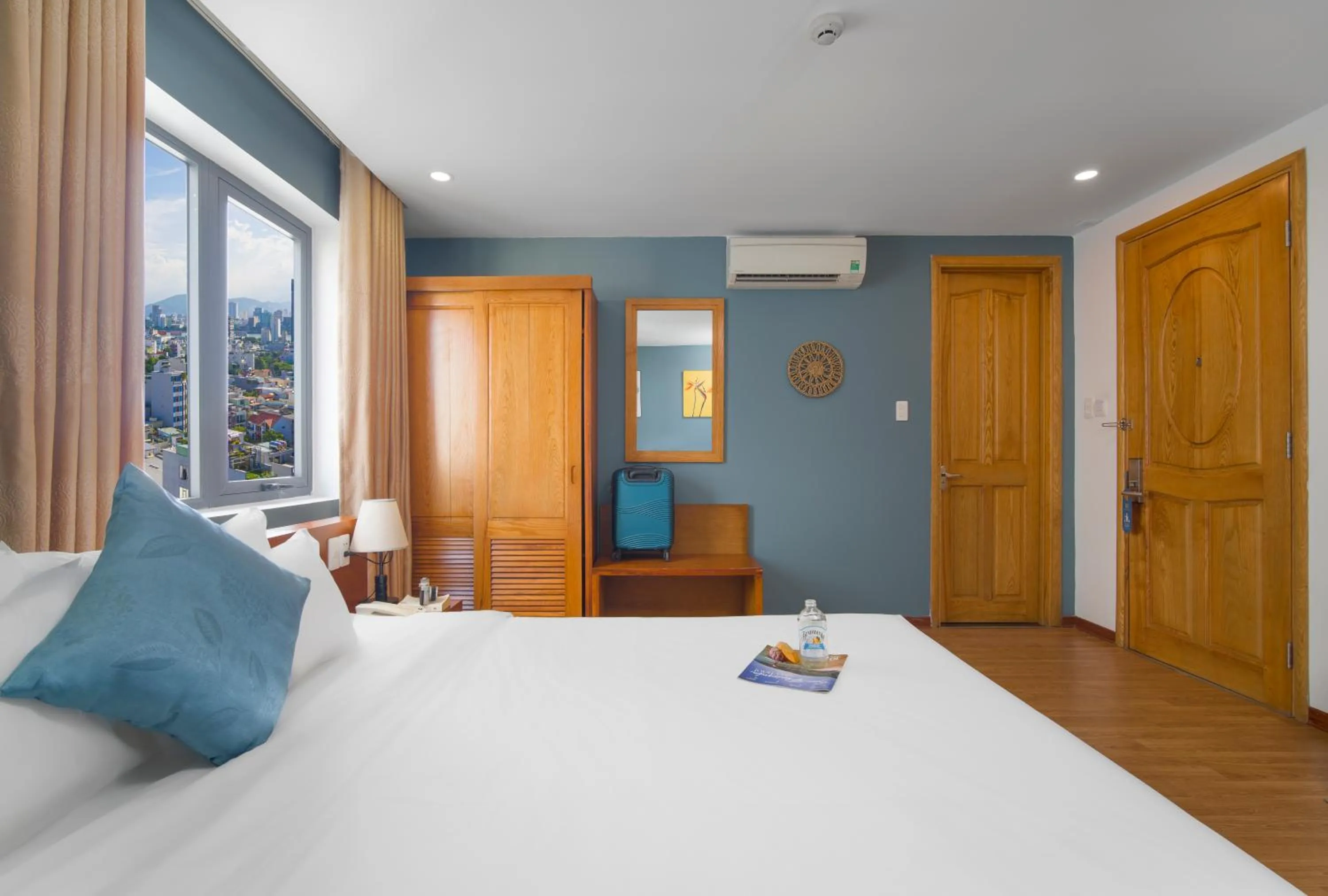 Bedroom, Bed in Merry Land Hotel Da Nang