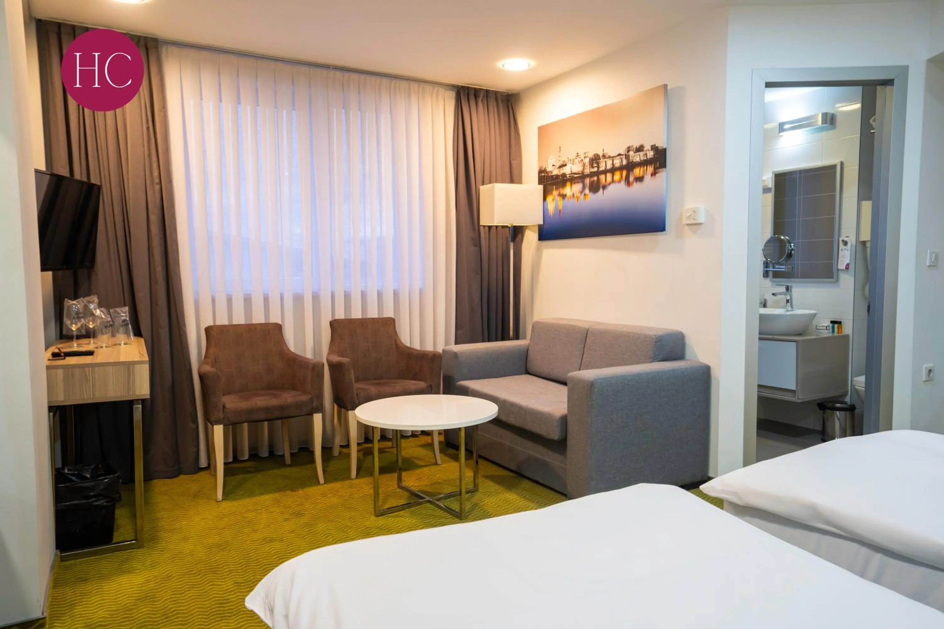 Bed in Central Hotel, Fitness and Spa