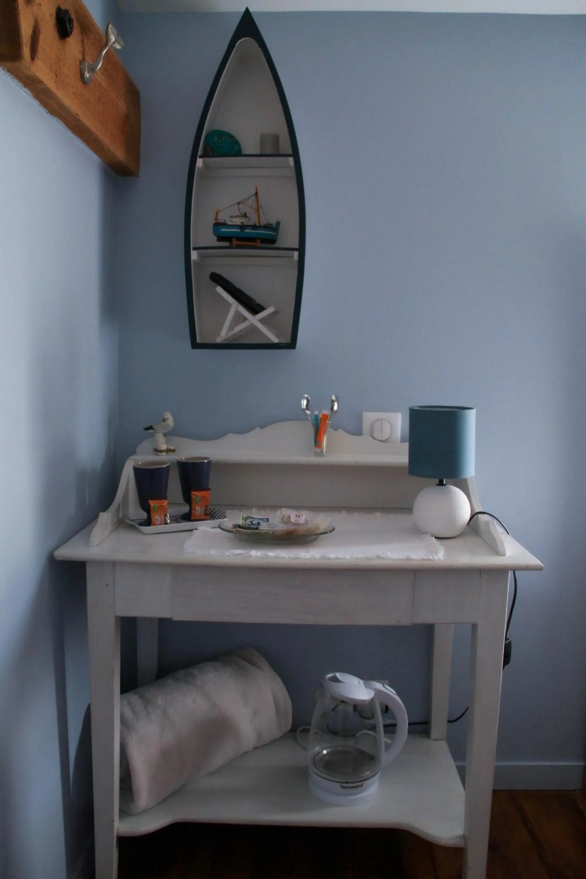 hair dresser in La Maison de Vénus