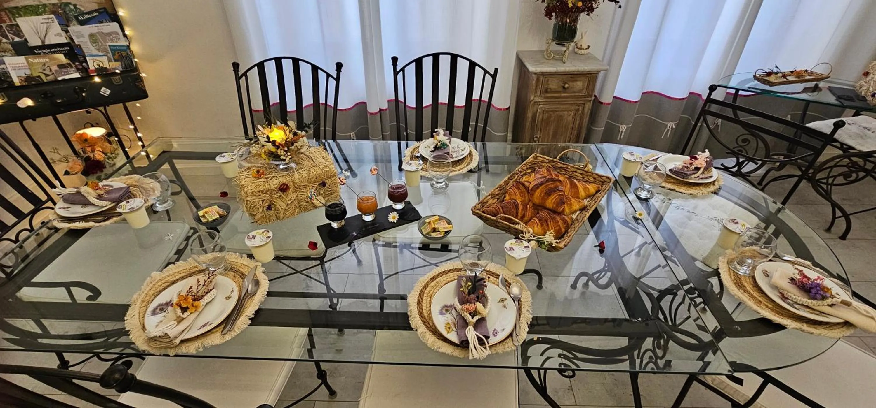 Restaurant/places to eat in La Maison de Vénus