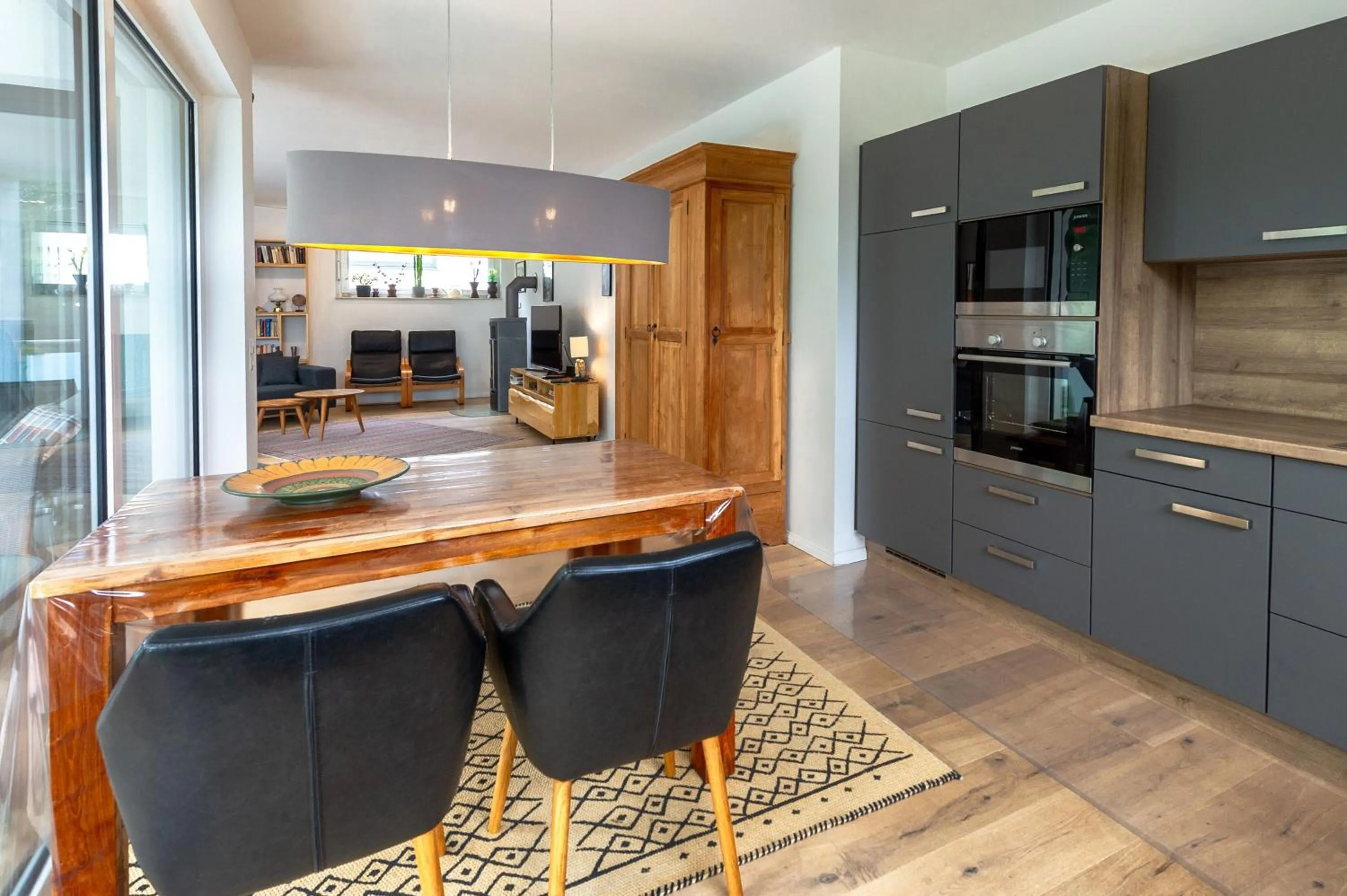 Kitchen or kitchenette in Haus Jasmund in Sellin - WG02 mit Kamin, Sauna, Whirlwanne, Terrasse