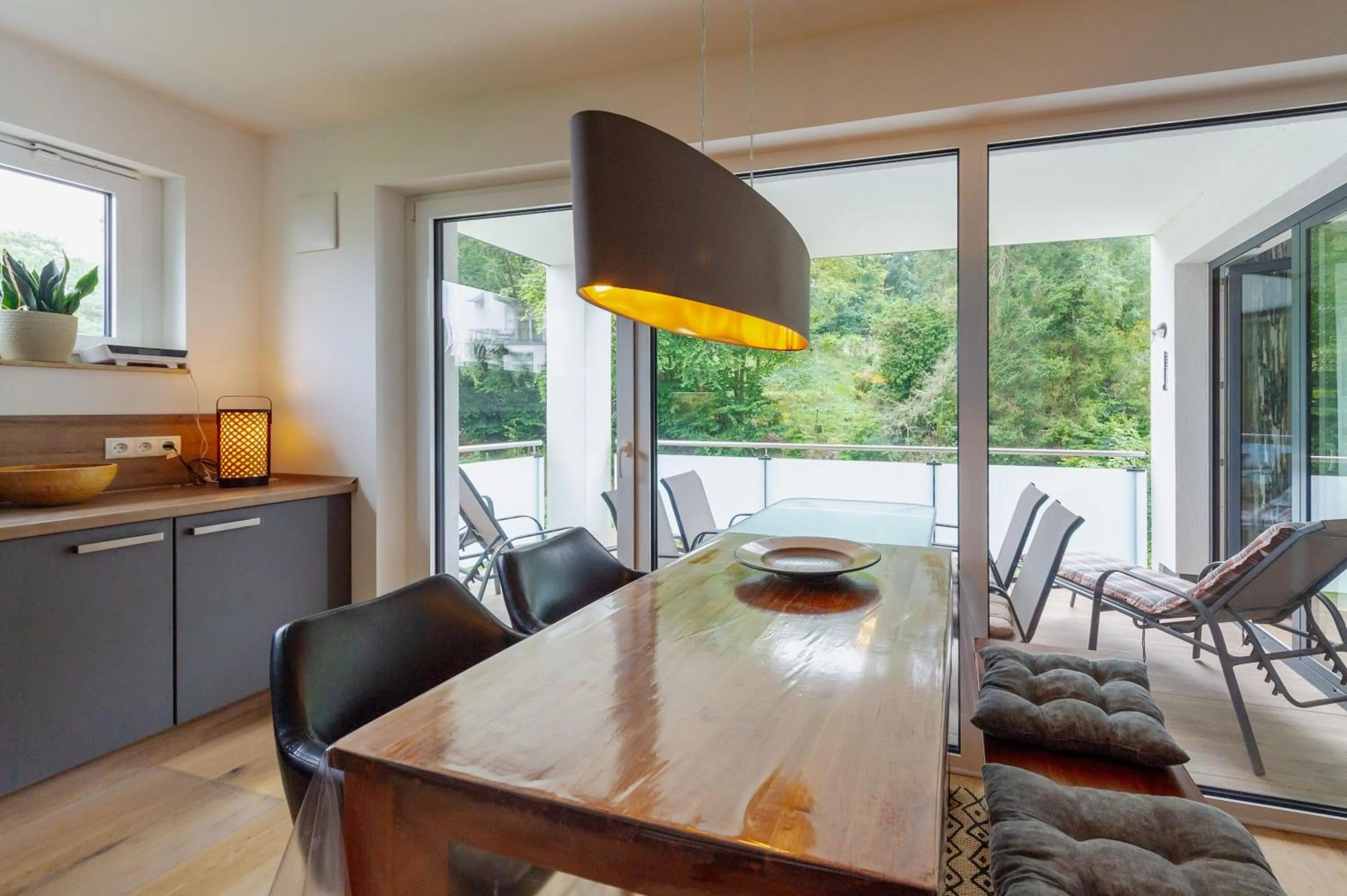 Kitchen or kitchenette in Haus Jasmund in Sellin - WG02 mit Kamin, Sauna, Whirlwanne, Terrasse