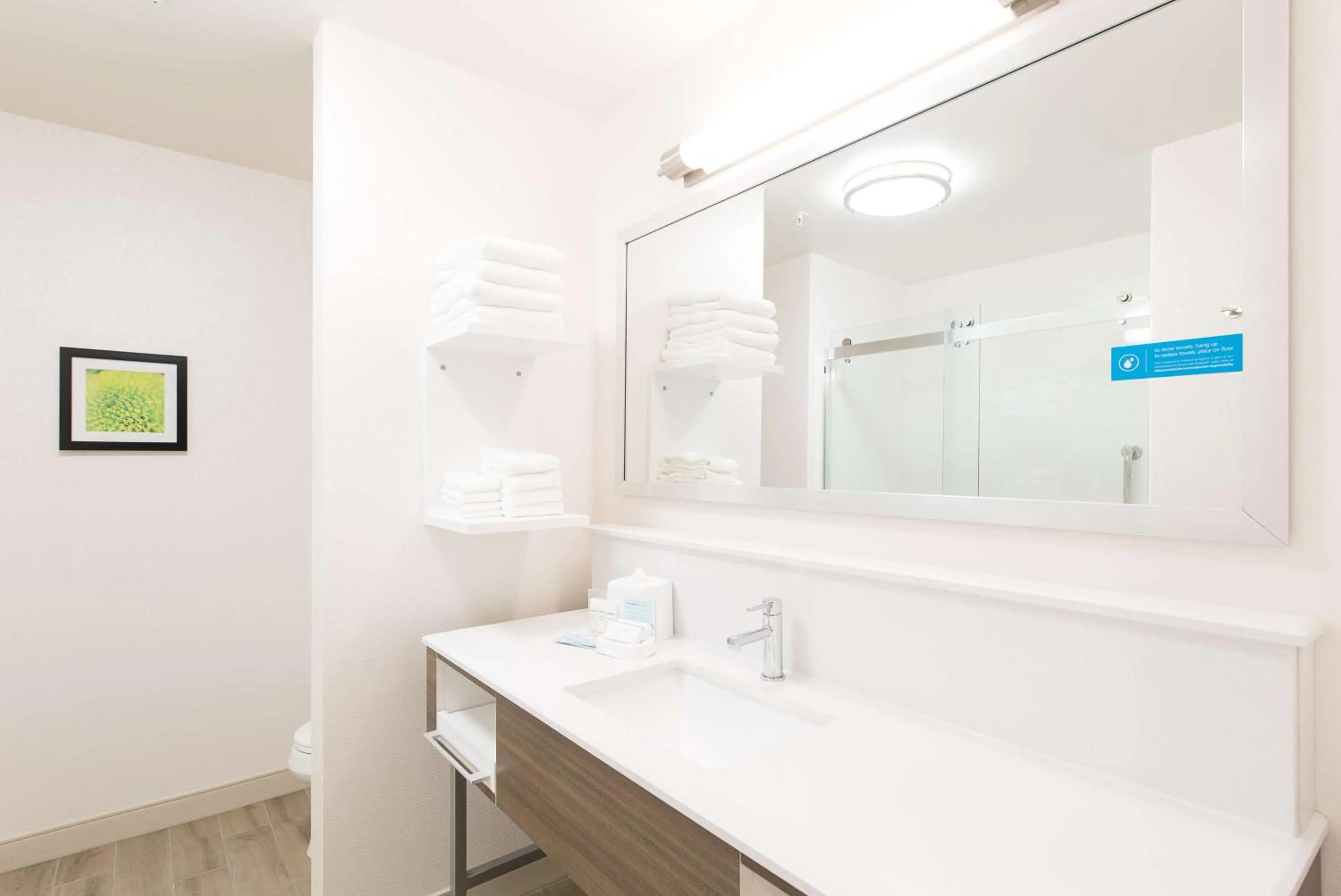 Bathroom in Hampton Inn and Suites Fayetteville, NC