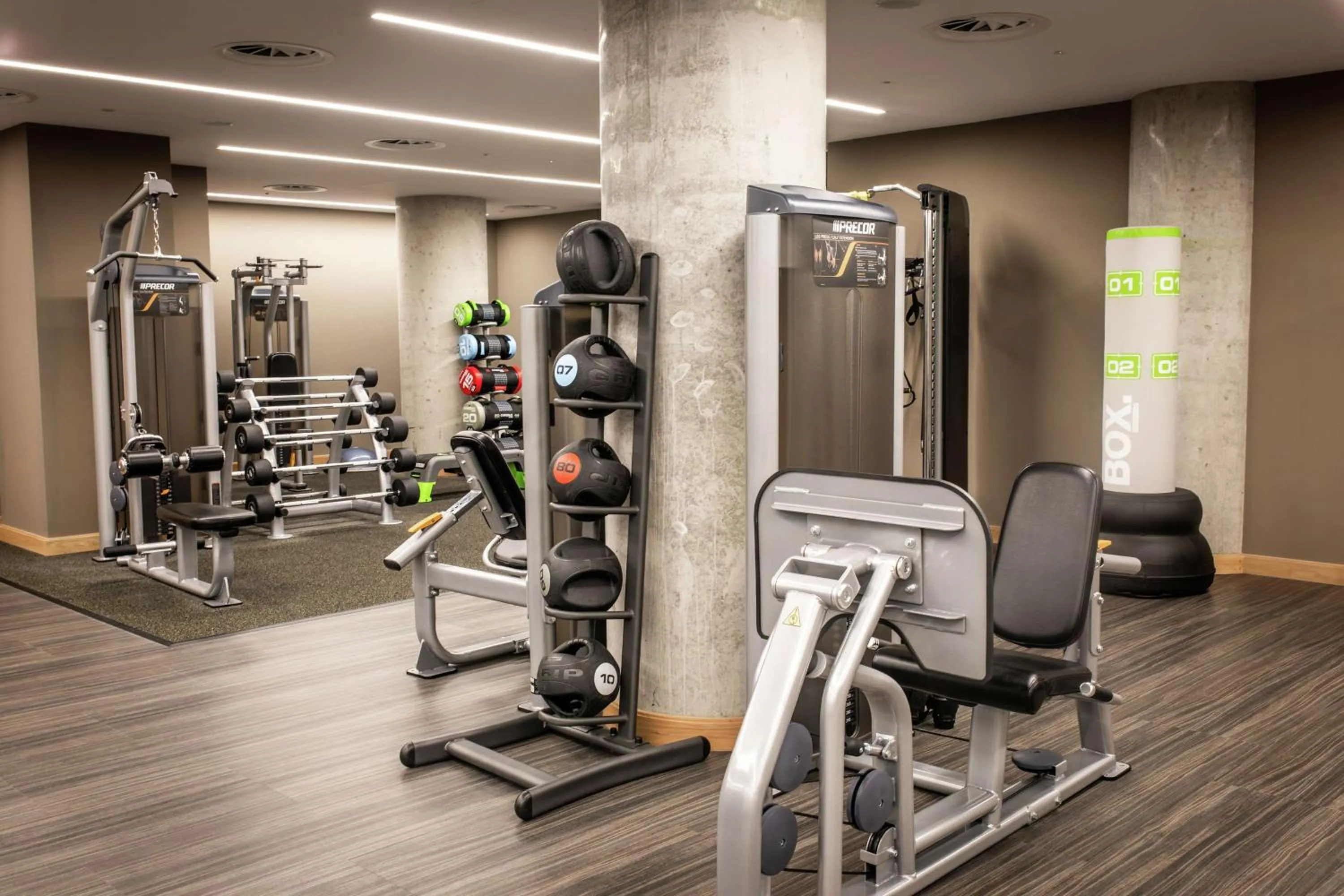 Fitness centre/facilities in Lincoln Plaza Hotel London, Curio Collection By Hilton