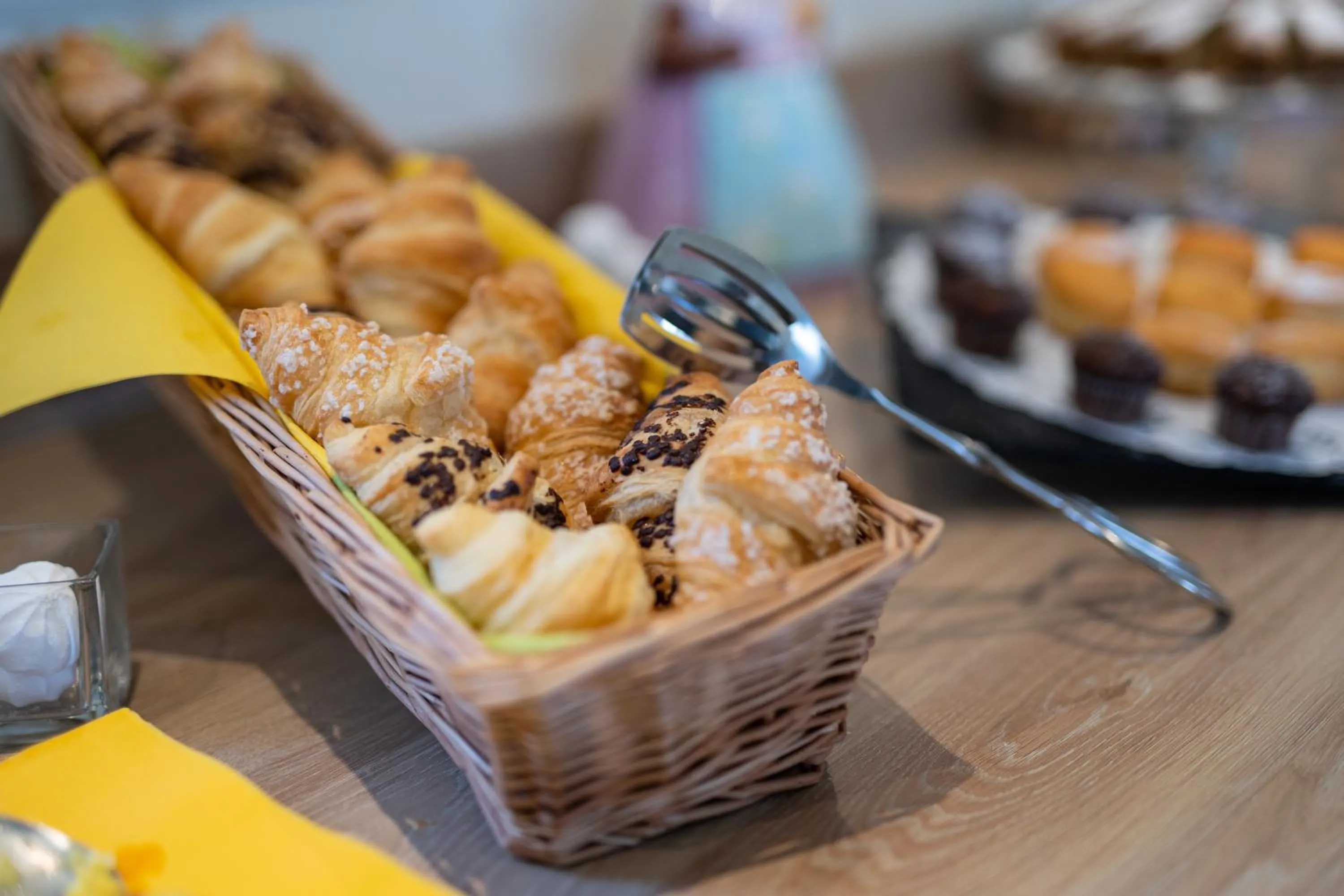 Breakfast in Hotel Villa Garuti