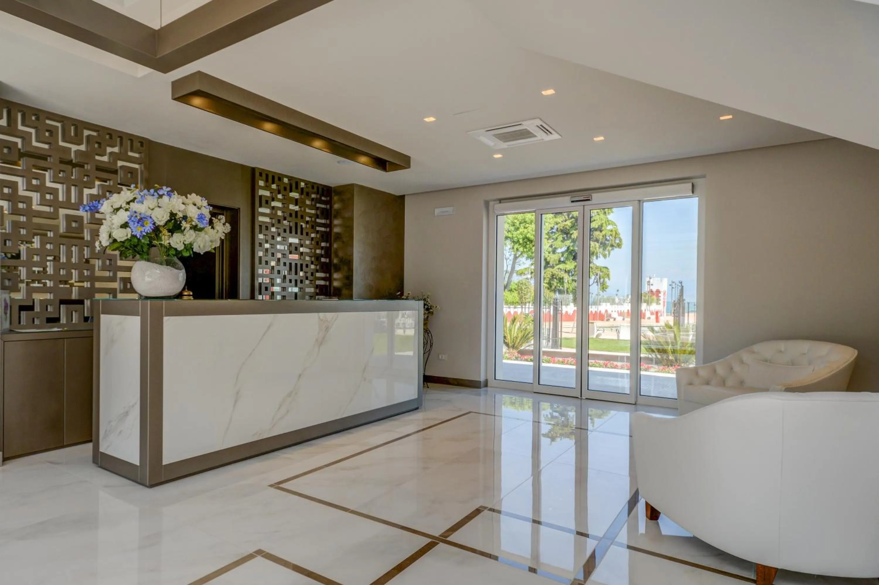 Lobby or reception in Hotel Villa Garuti