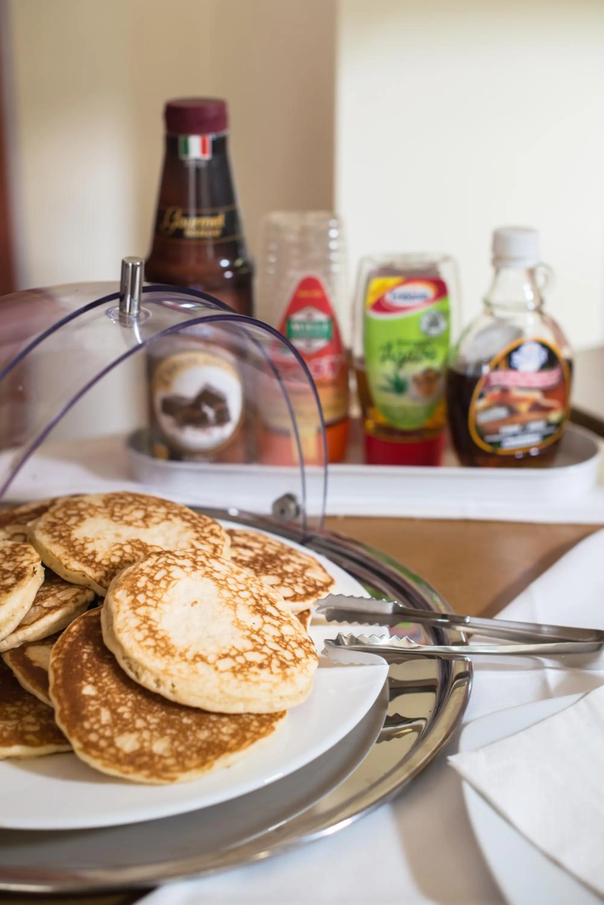 Buffet breakfast in Hotel Villa Garuti