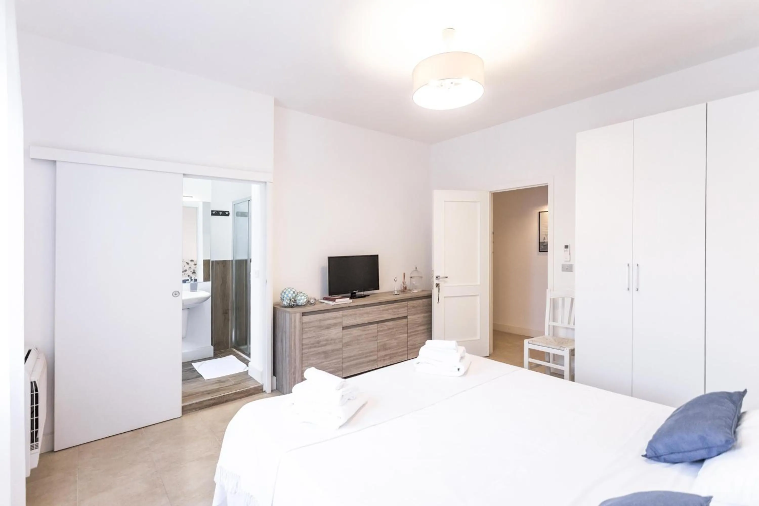 Bedroom, Bed in Gallipoli West Coast