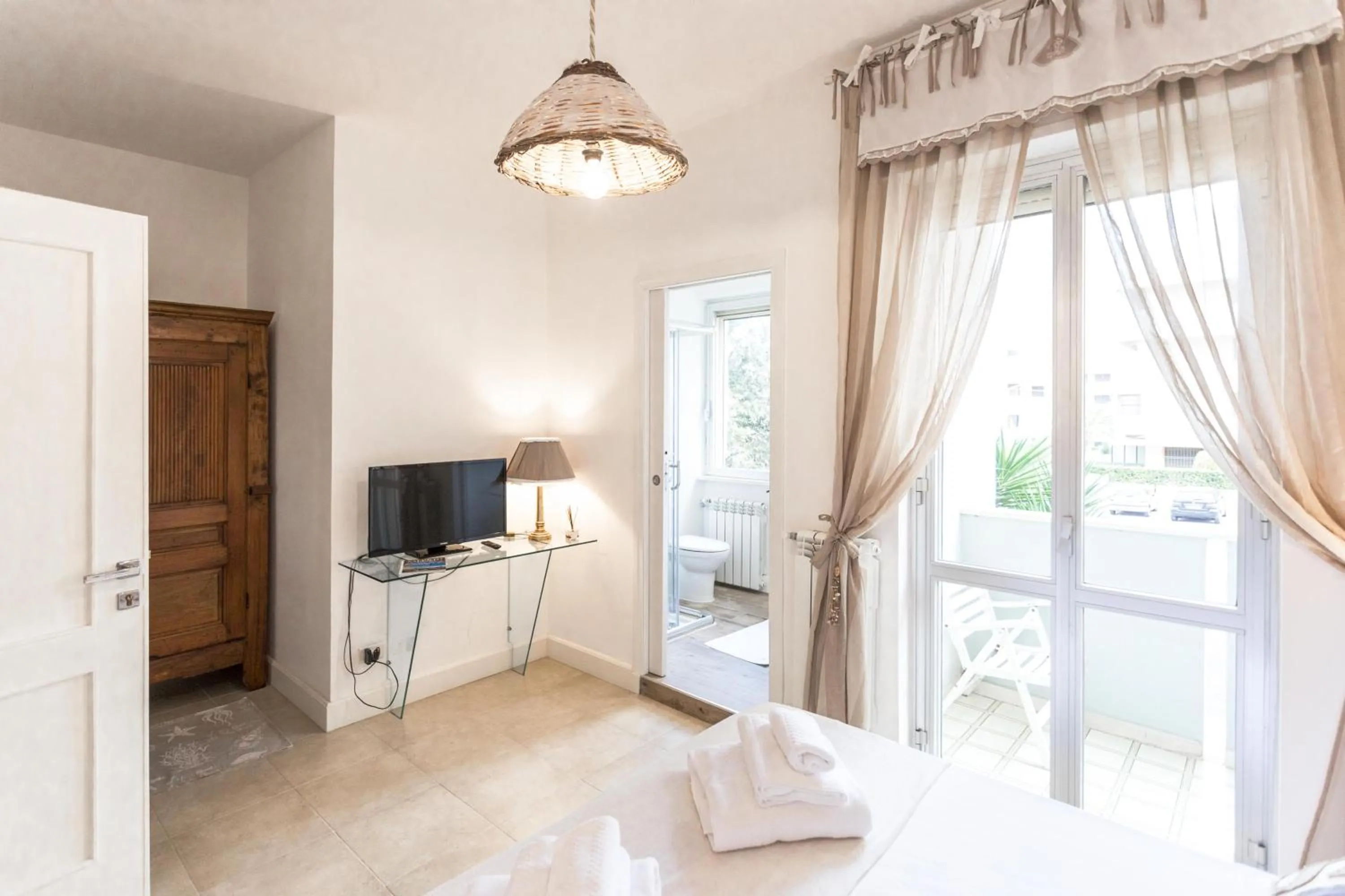 Bedroom, Bed in Gallipoli West Coast