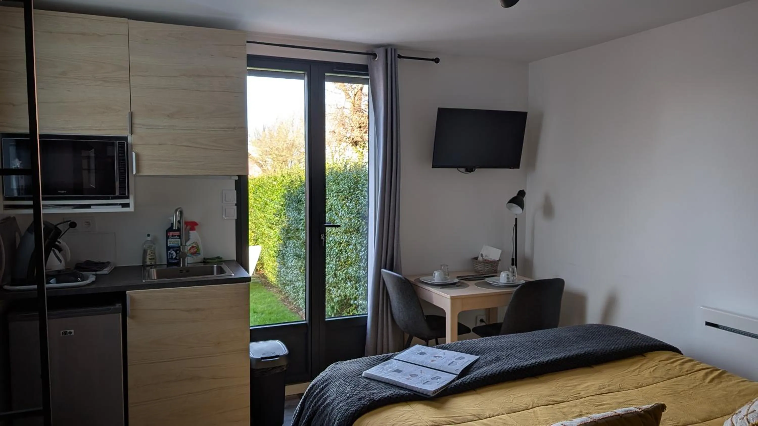 Kitchen or kitchenette, Bed in La Rogeraie Cap gris nez