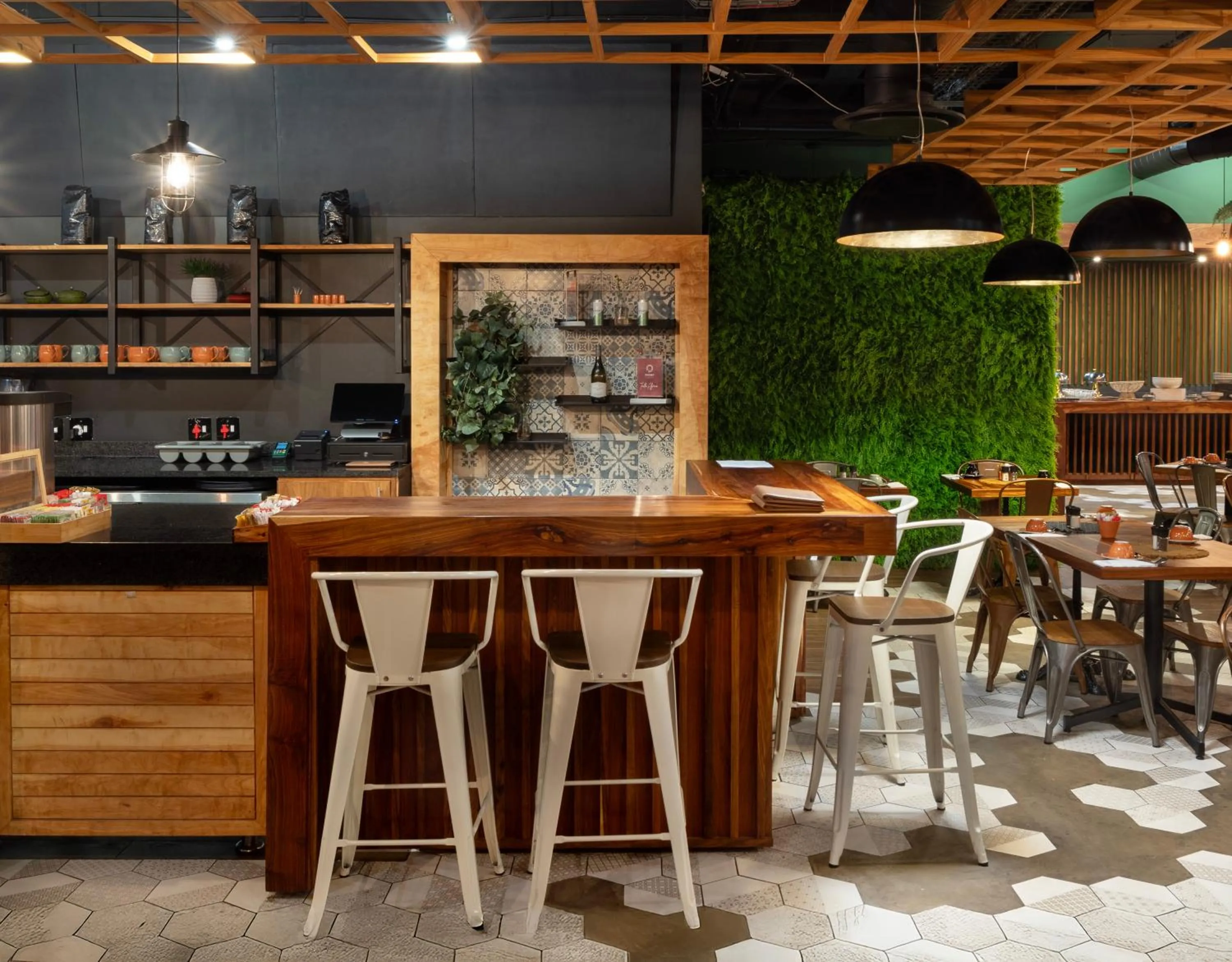 Restaurant/places to eat in ONOMO Hotel Johannesburg Sandton