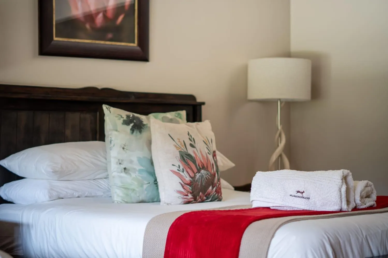 Bedroom, Bed in Wildehondekloof Game Lodge