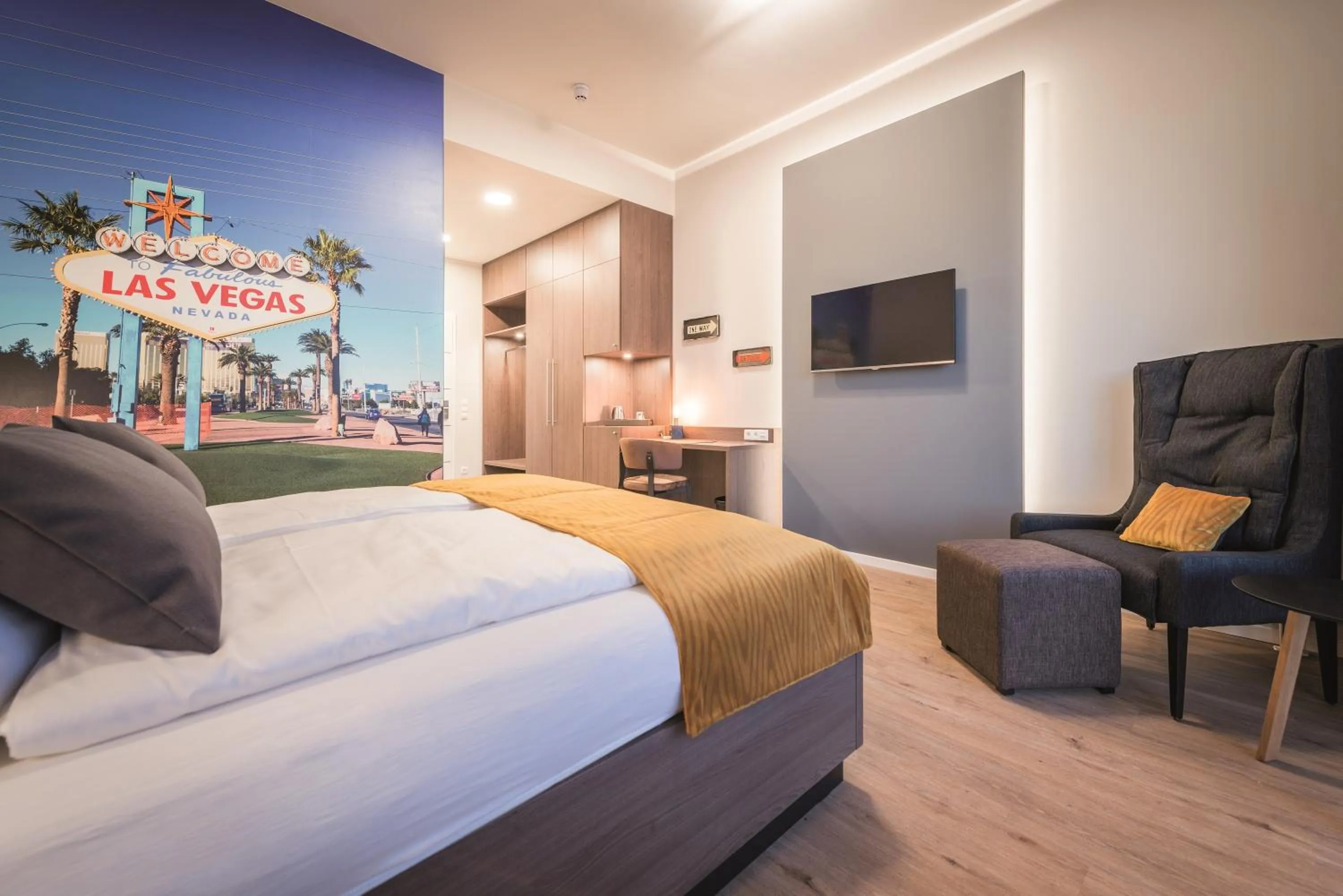 Photo of the whole room, Bed in Gästehaus der zvoove Akademie