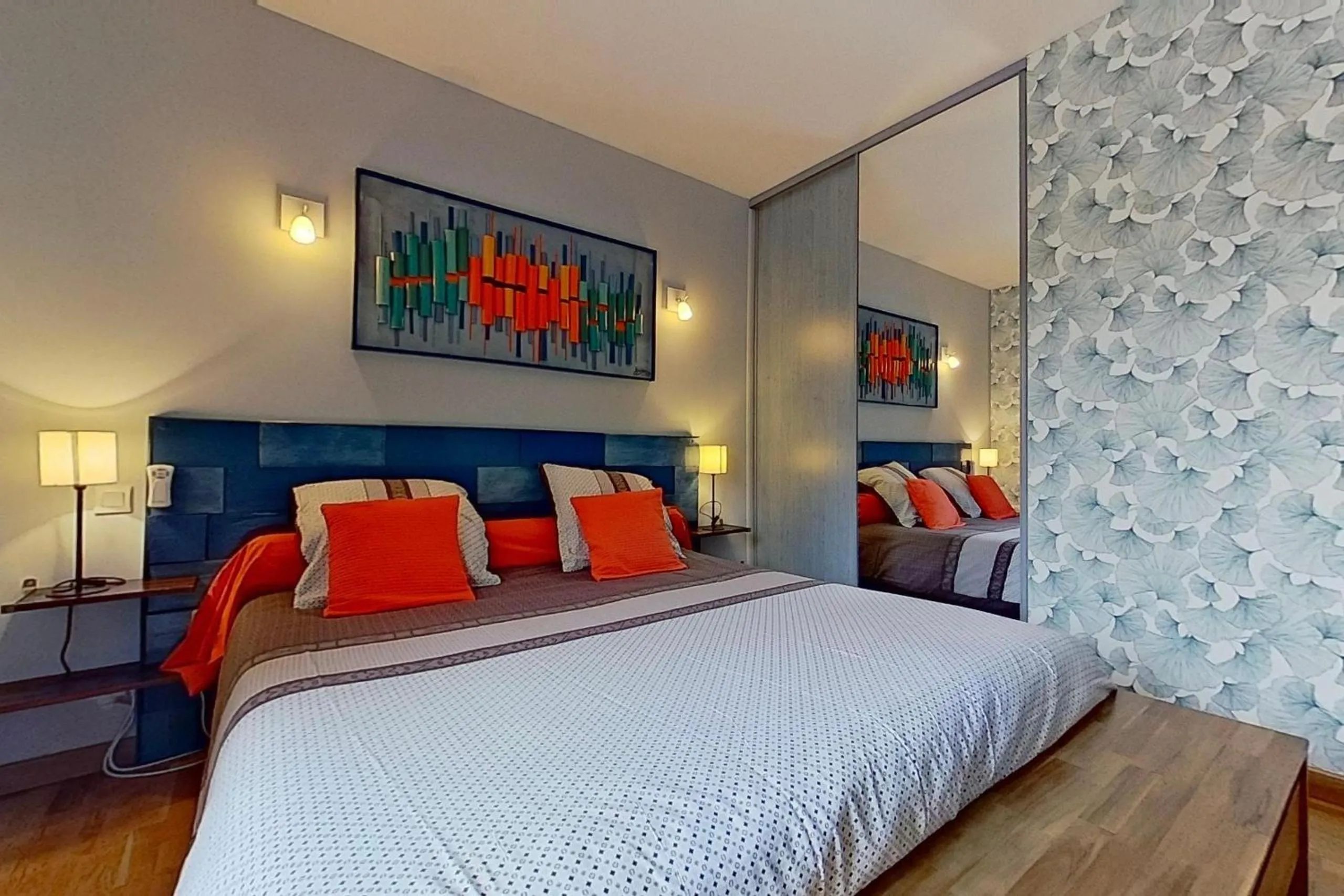 Photo of the whole room, Bed in Escale en Correze