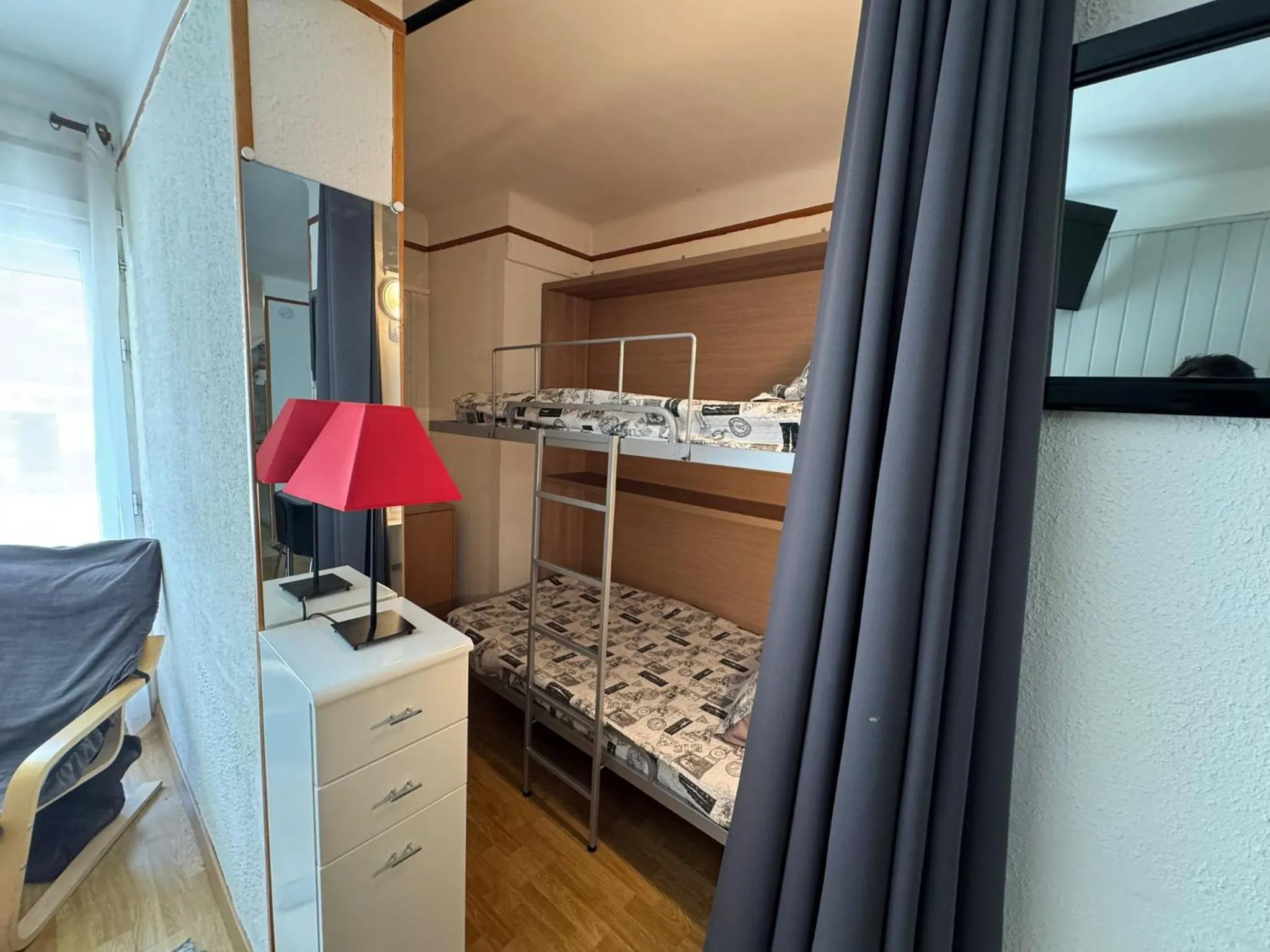 Bed in Immodelpas Tres estrelles