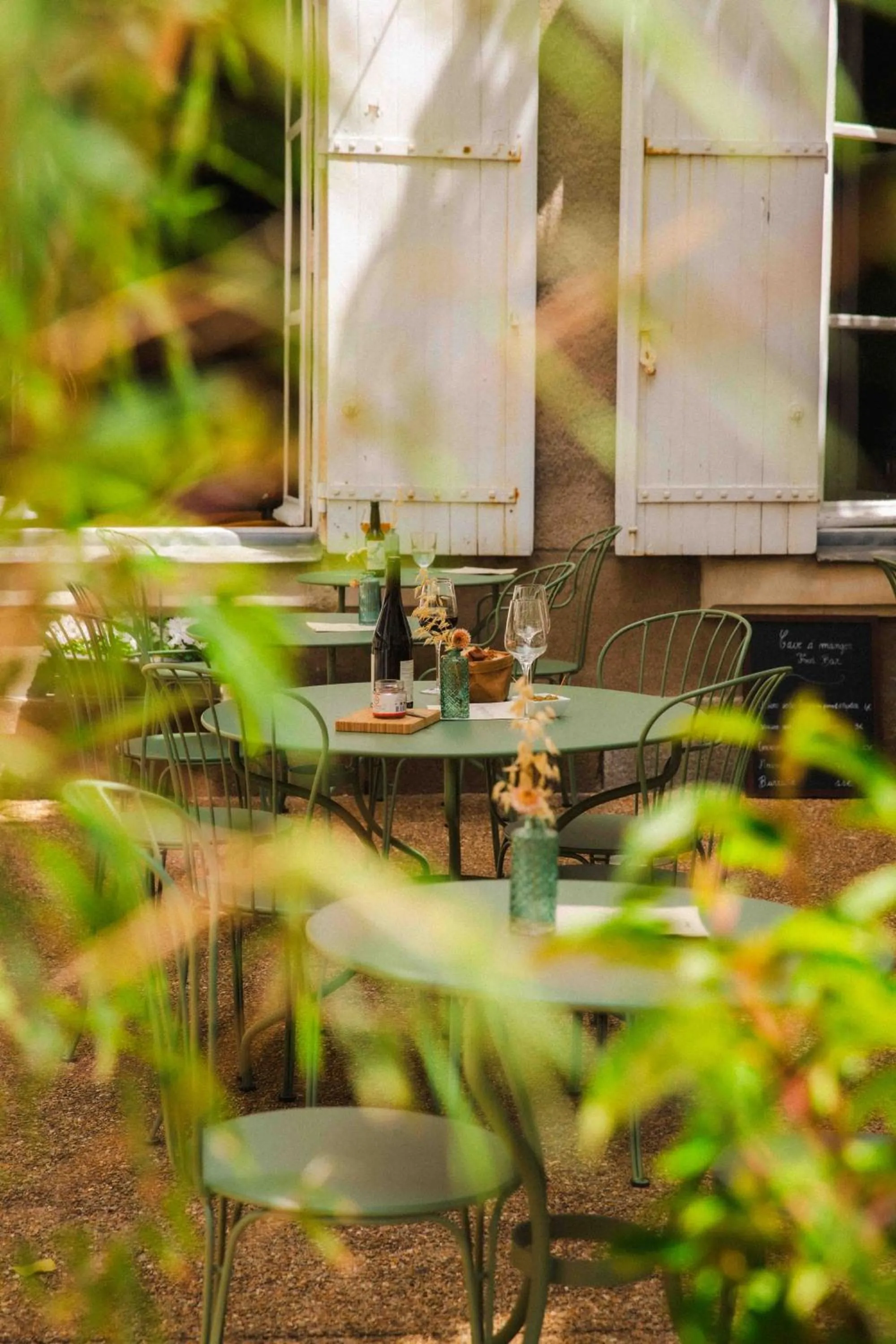 Patio in Hôtel du Mail