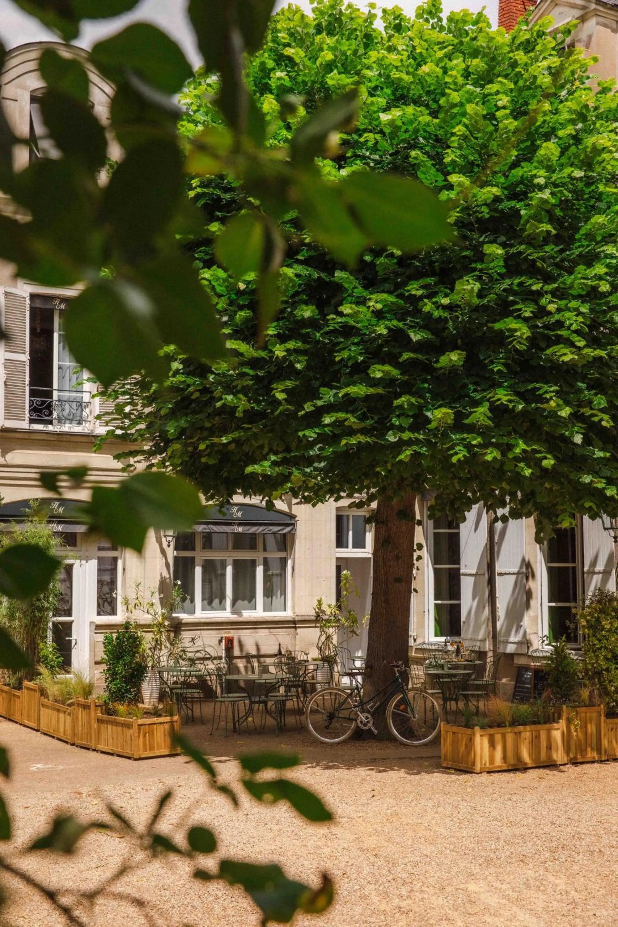 Property building in Hôtel du Mail