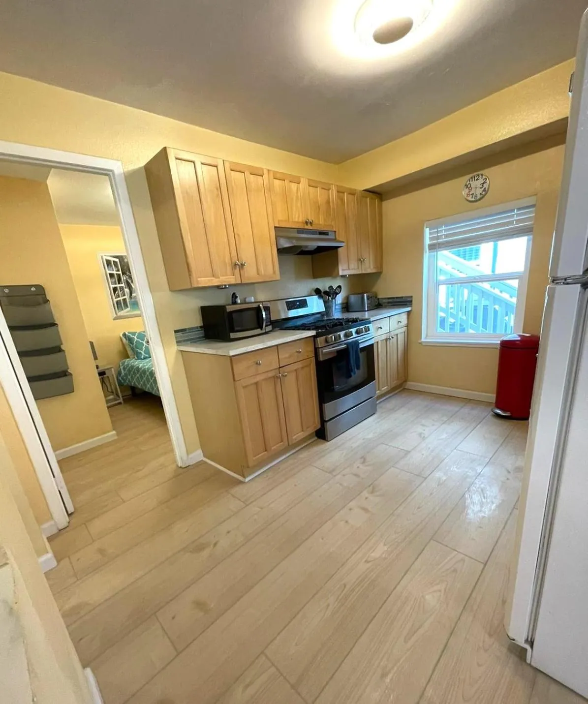 Kitchen or kitchenette in Casa Pacifica - BBQ, Firepit, Walk to tons of fun places