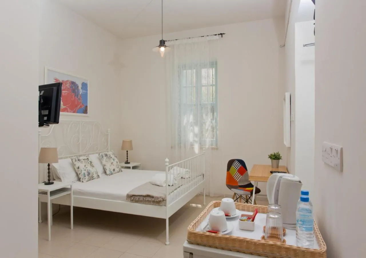 Bedroom in Shongas Inn