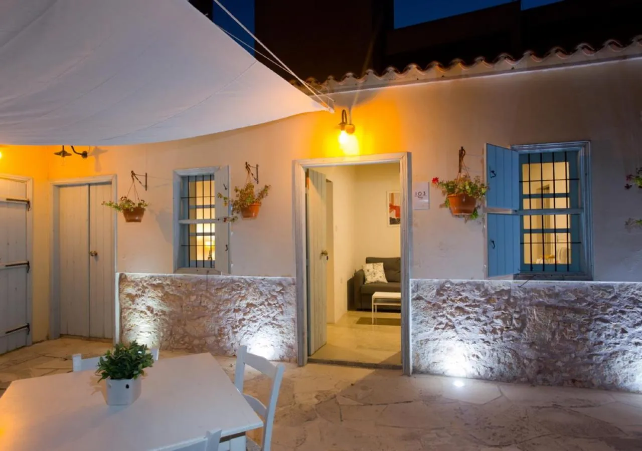 Balcony/Terrace in Shongas Inn