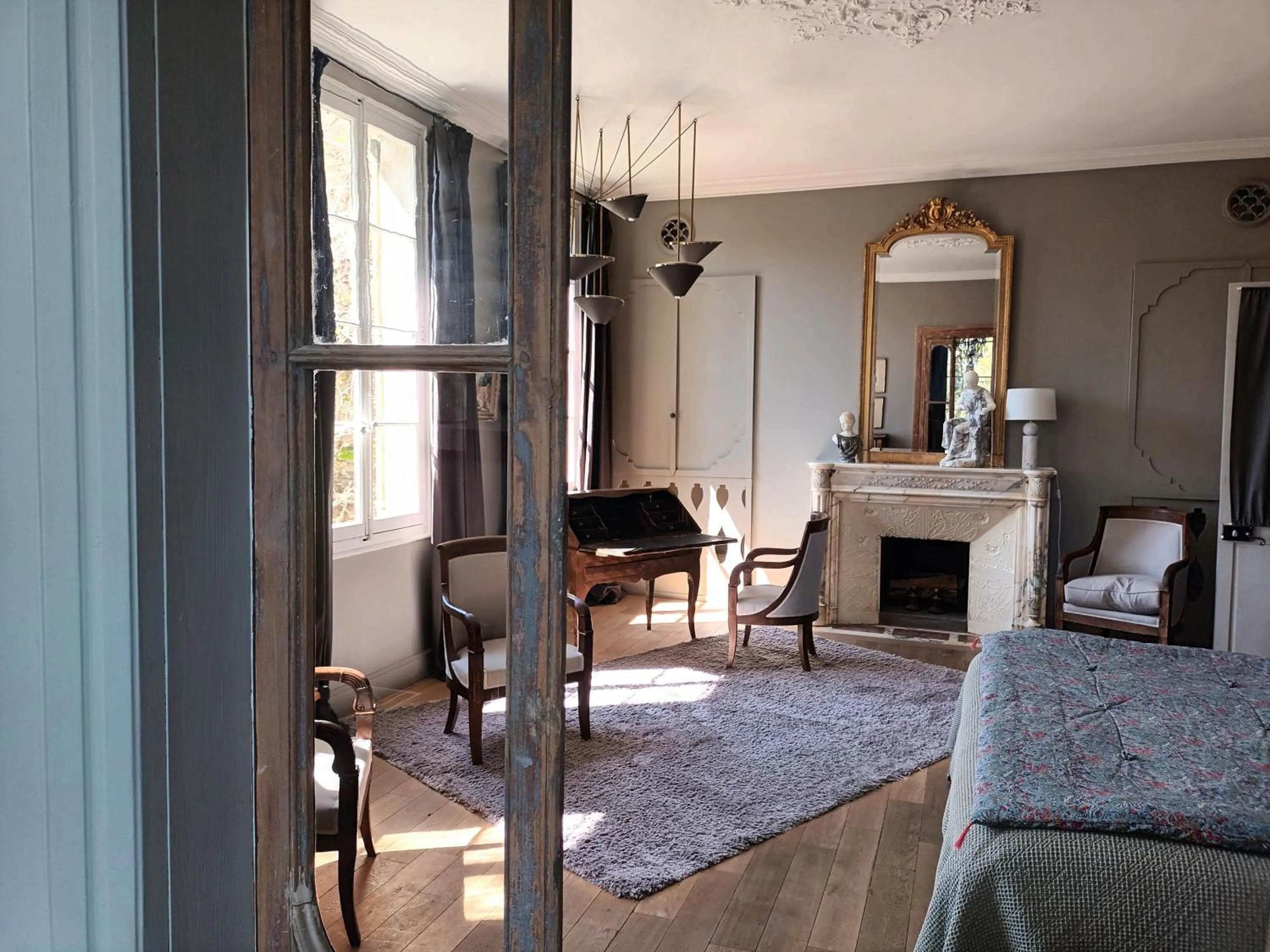 Bedroom in La Divine Comédie-Suites Deluxe