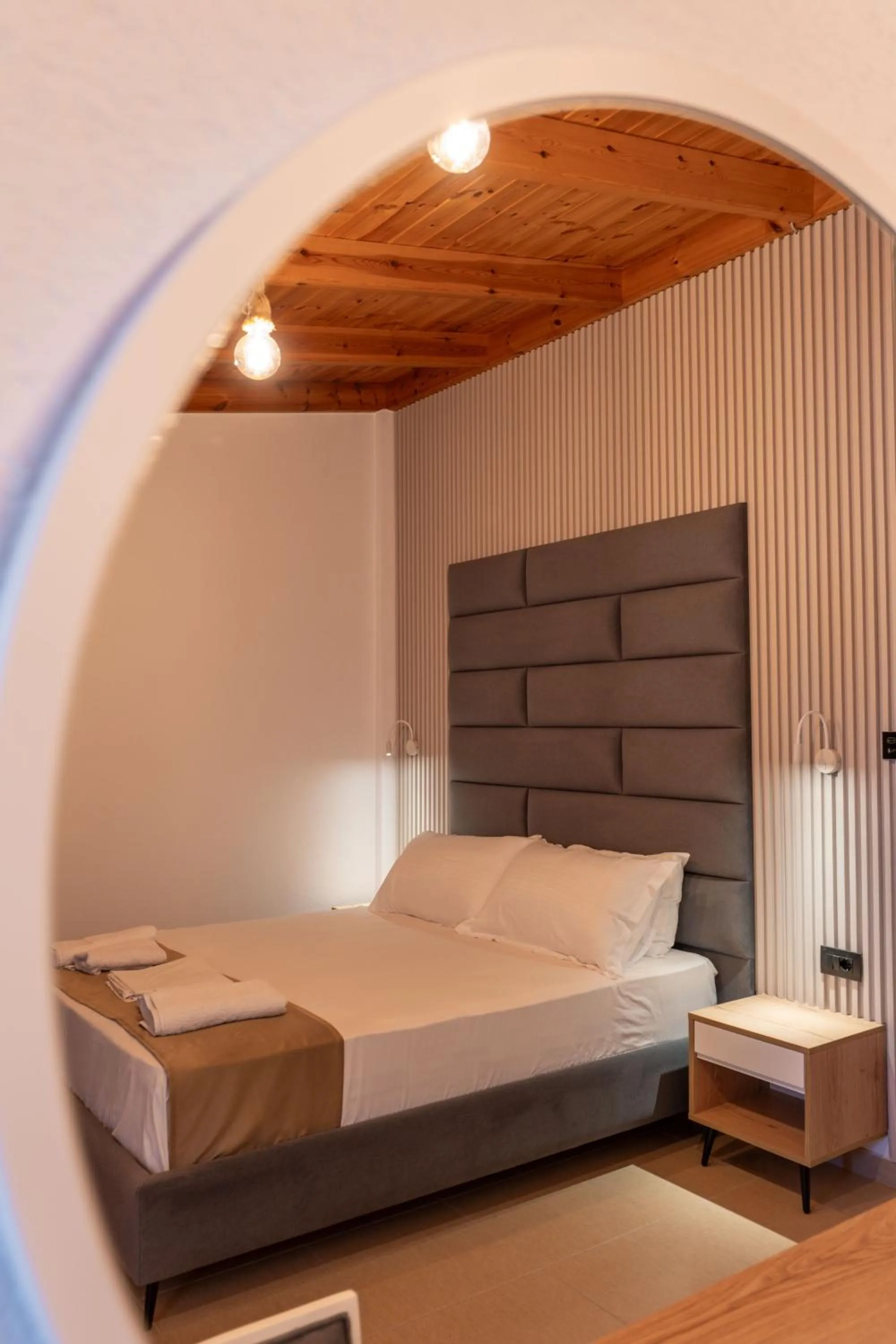 Photo of the whole room, Bed in Vila Shpetimi