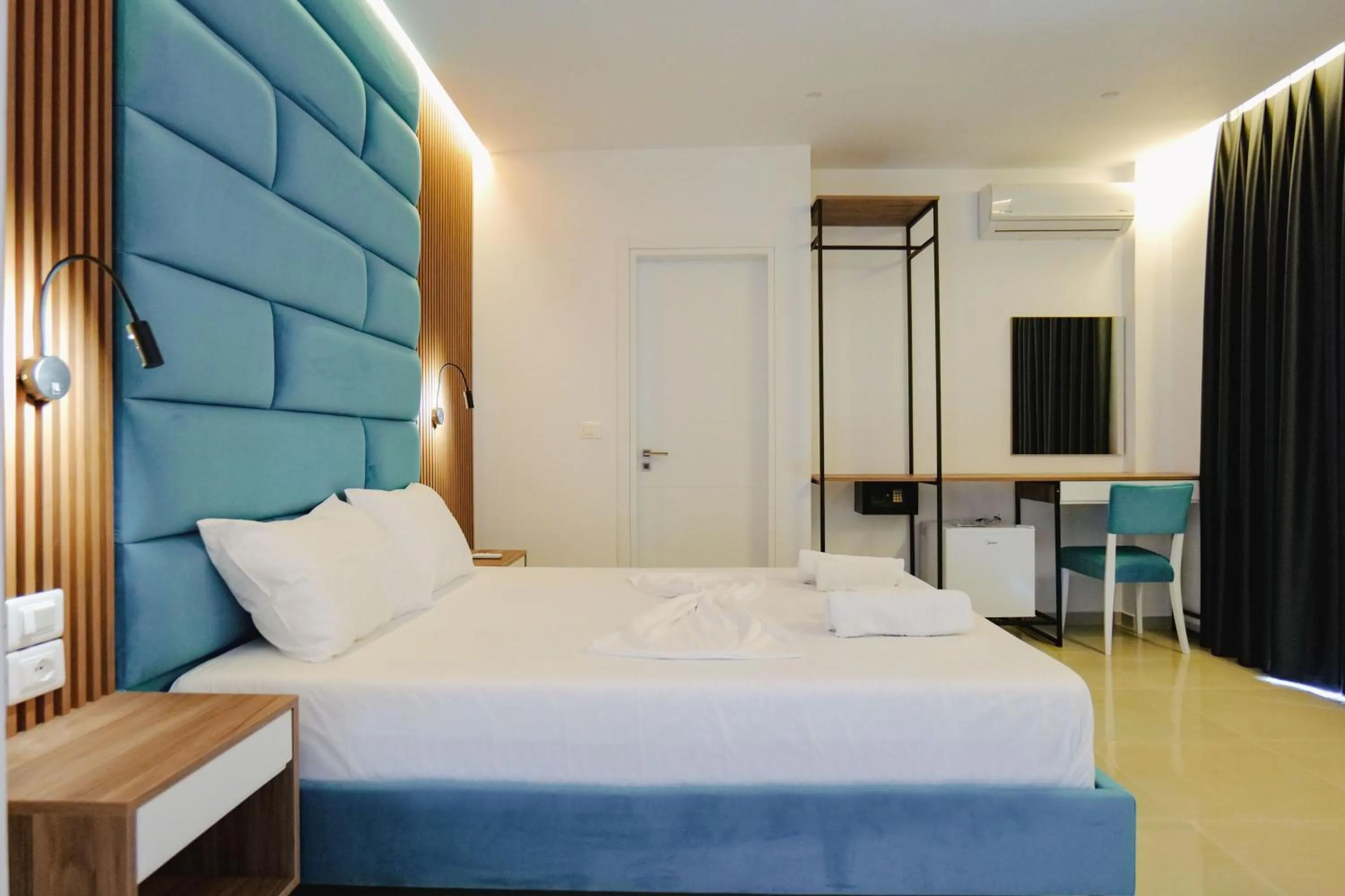 TV and multimedia, Bed in Vila Shpetimi