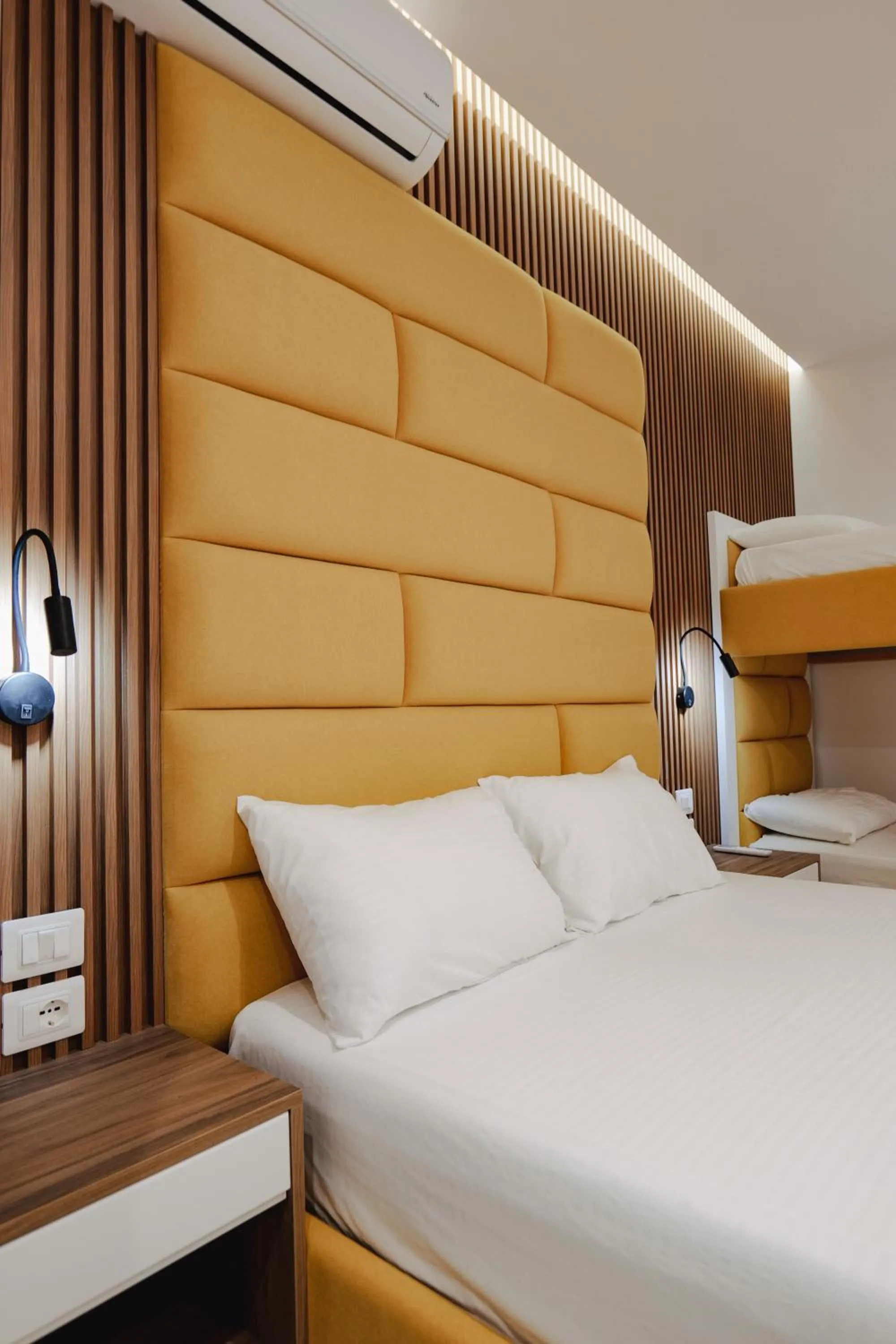 Bed in Vila Shpetimi