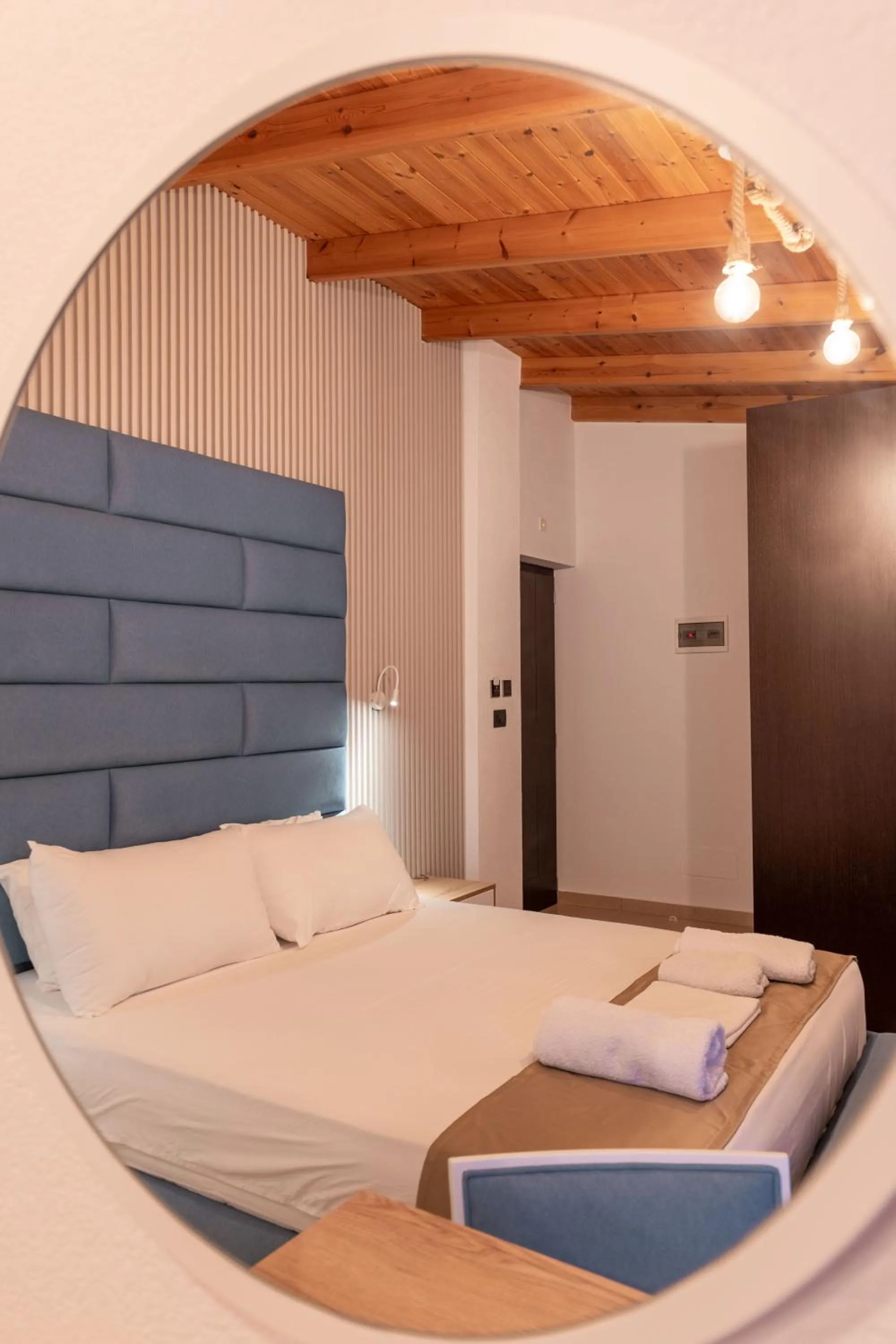 Bed in Vila Shpetimi