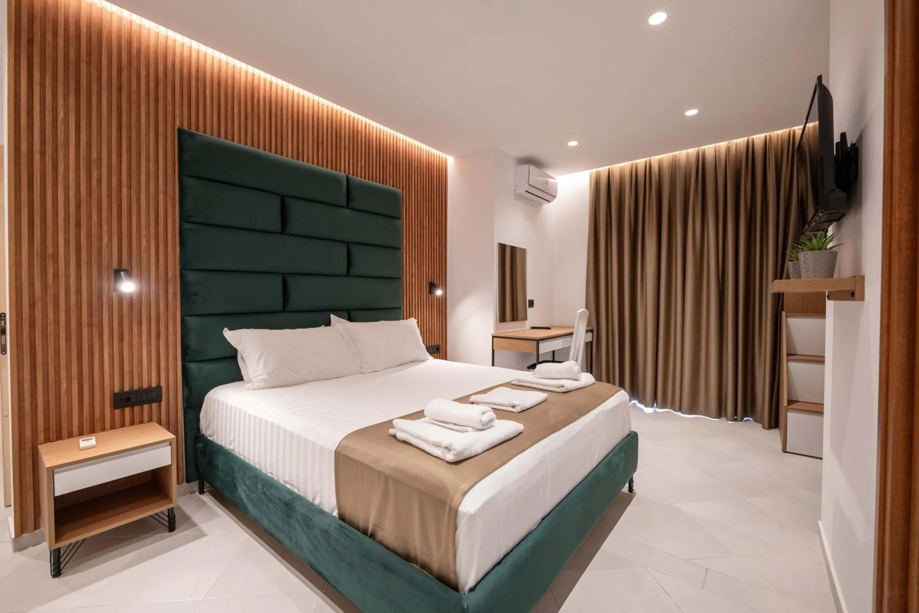 Bed in Vila Shpetimi