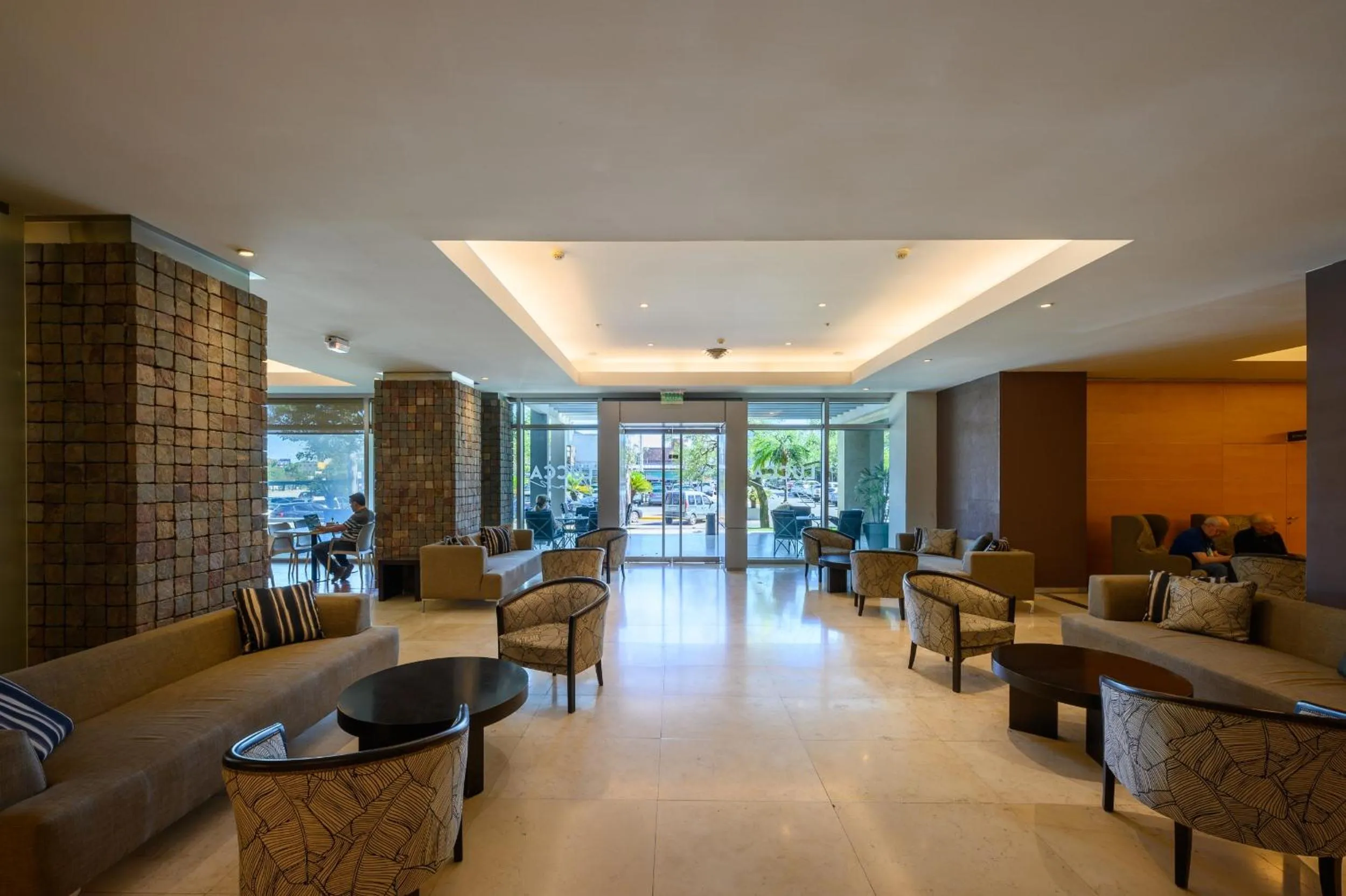 Restaurant/places to eat in Orfeo Suites Cordoba