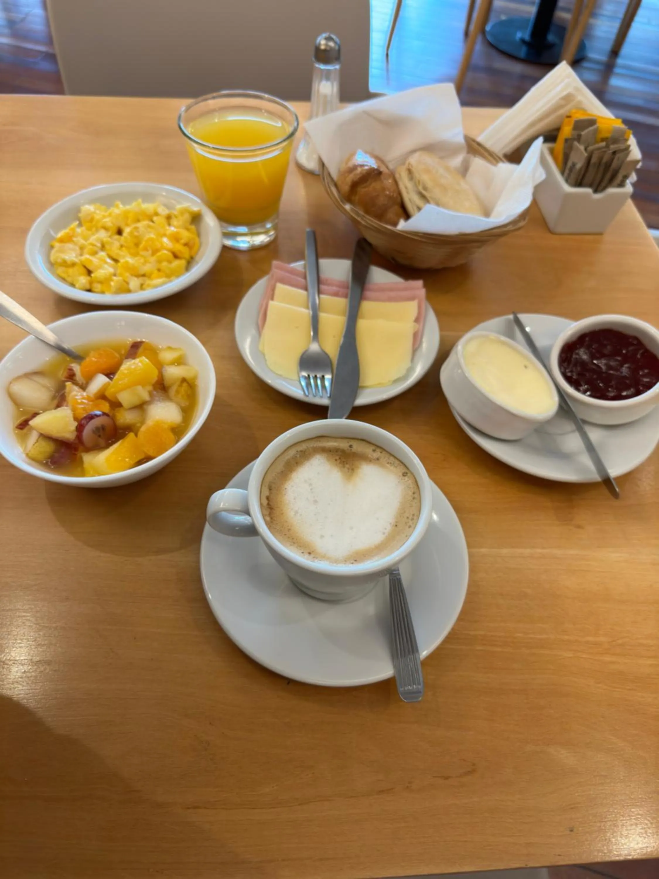 Breakfast in Orfeo Suites Cordoba