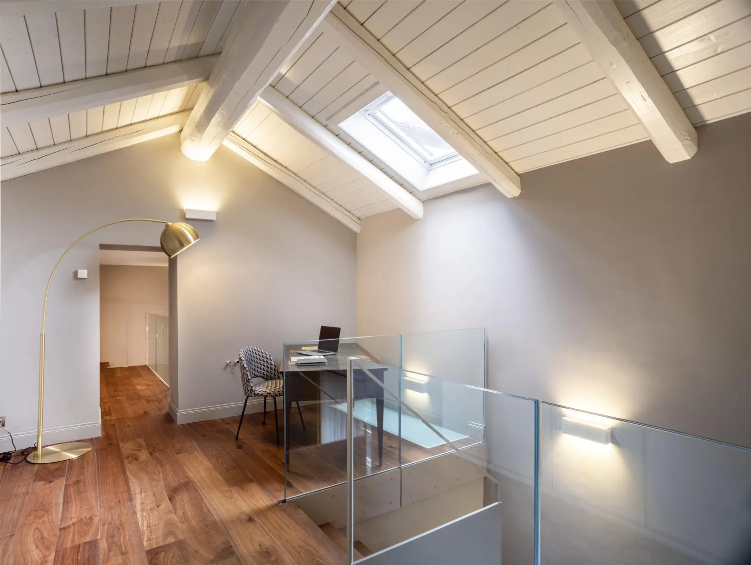 Seating area in Palazzo Del Carretto-Art Apartments and Guesthouse