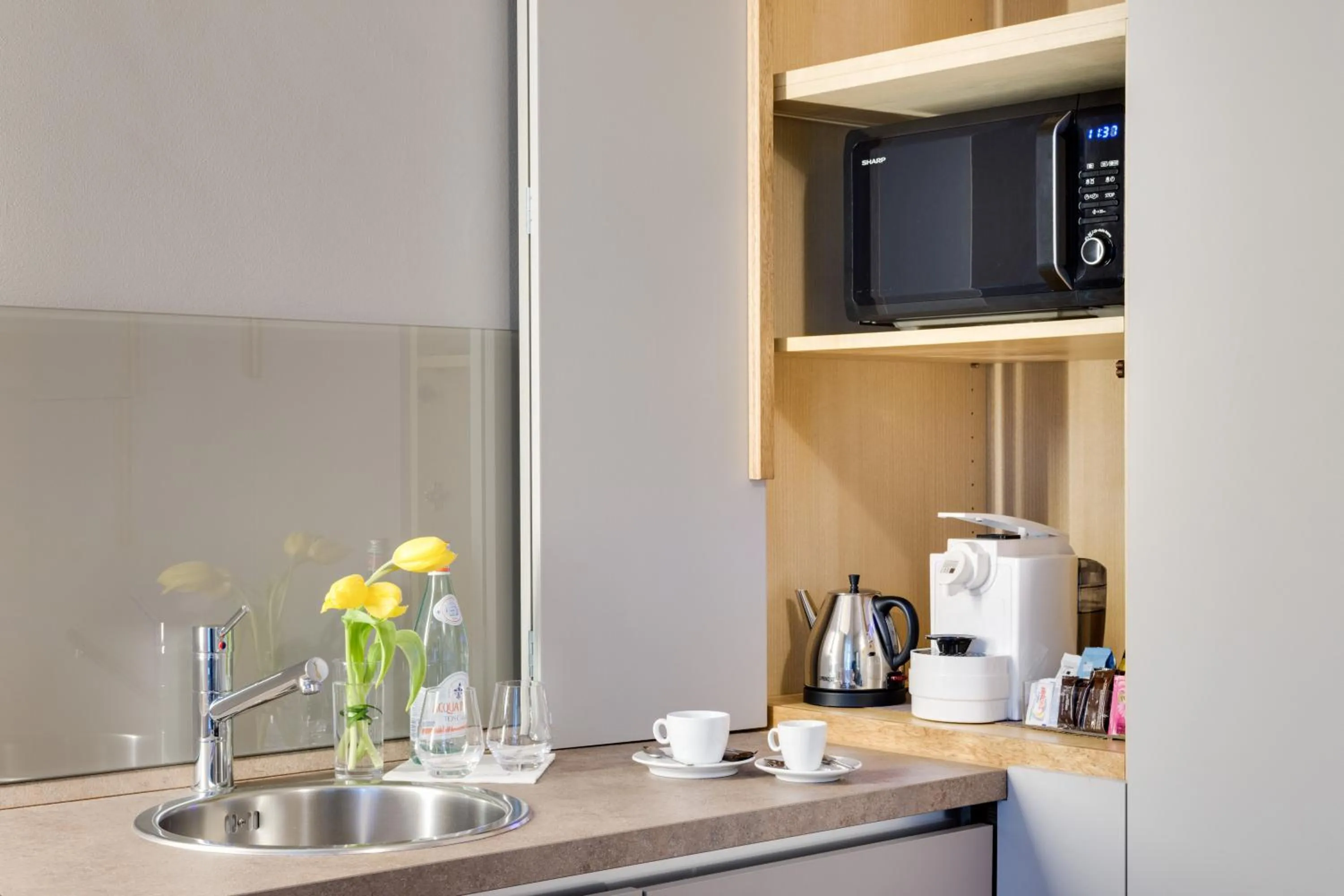 Coffee/tea facilities in Palazzo Del Carretto-Art Apartments and Guesthouse