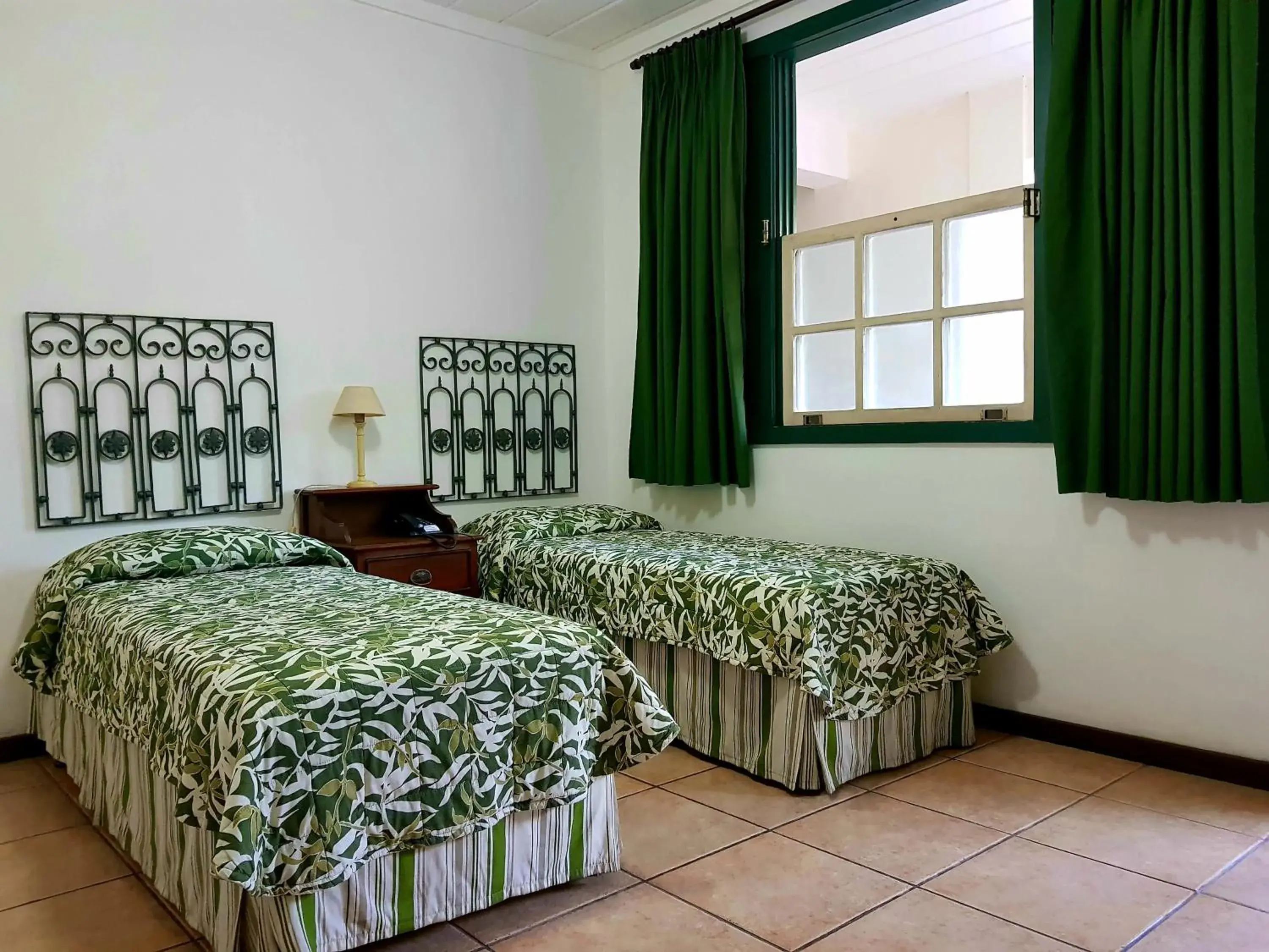Standard Twin Room with Garden View - single occupancy in Casa do Manequinho Hotel e Restaurante Standard Twin Room with Garden View - single occupancy in Casa do Manequinho Hotel e Restaurante