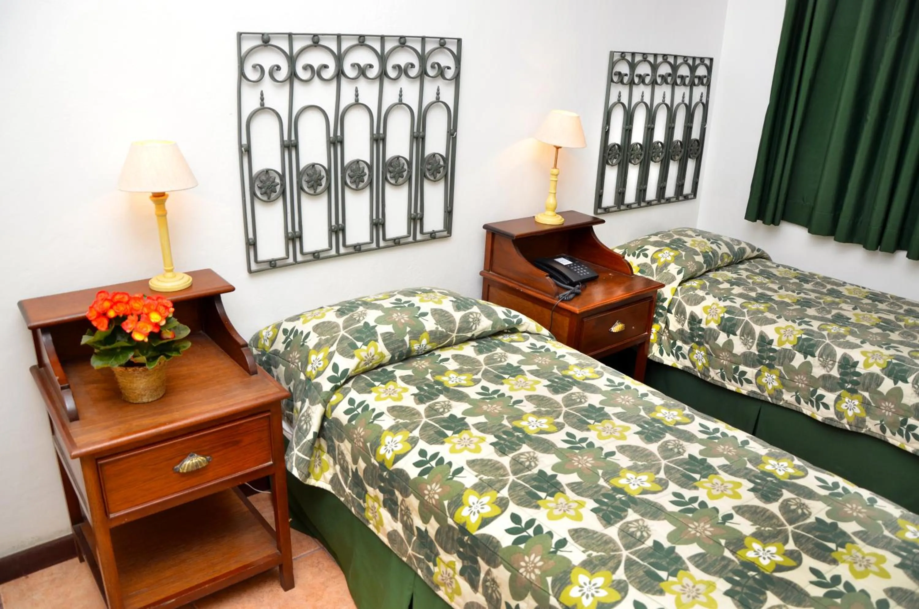 Photo of the whole room, Bed in Casa do Manequinho Hotel e Restaurante