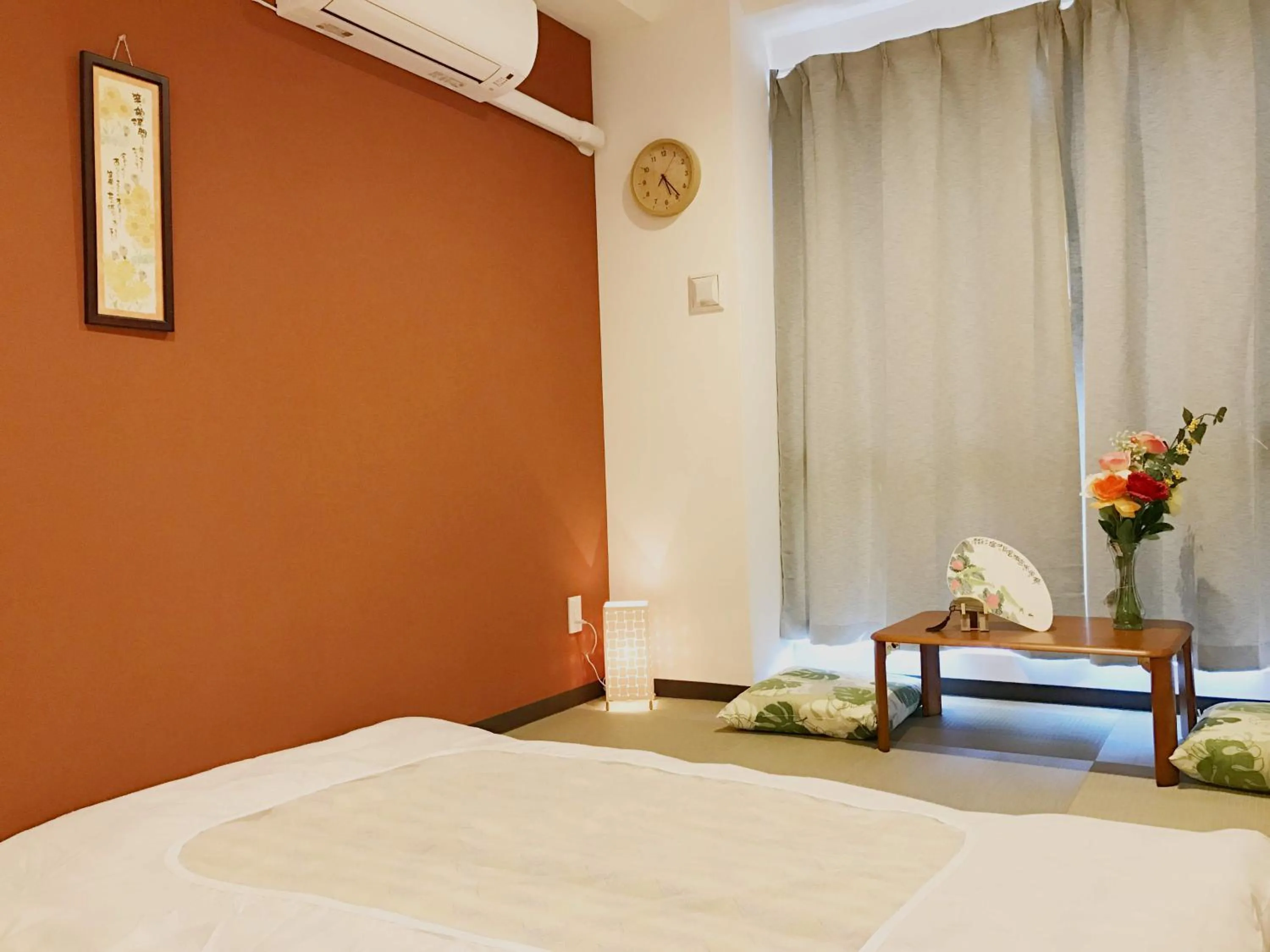 Bedroom, Bed in Saikou