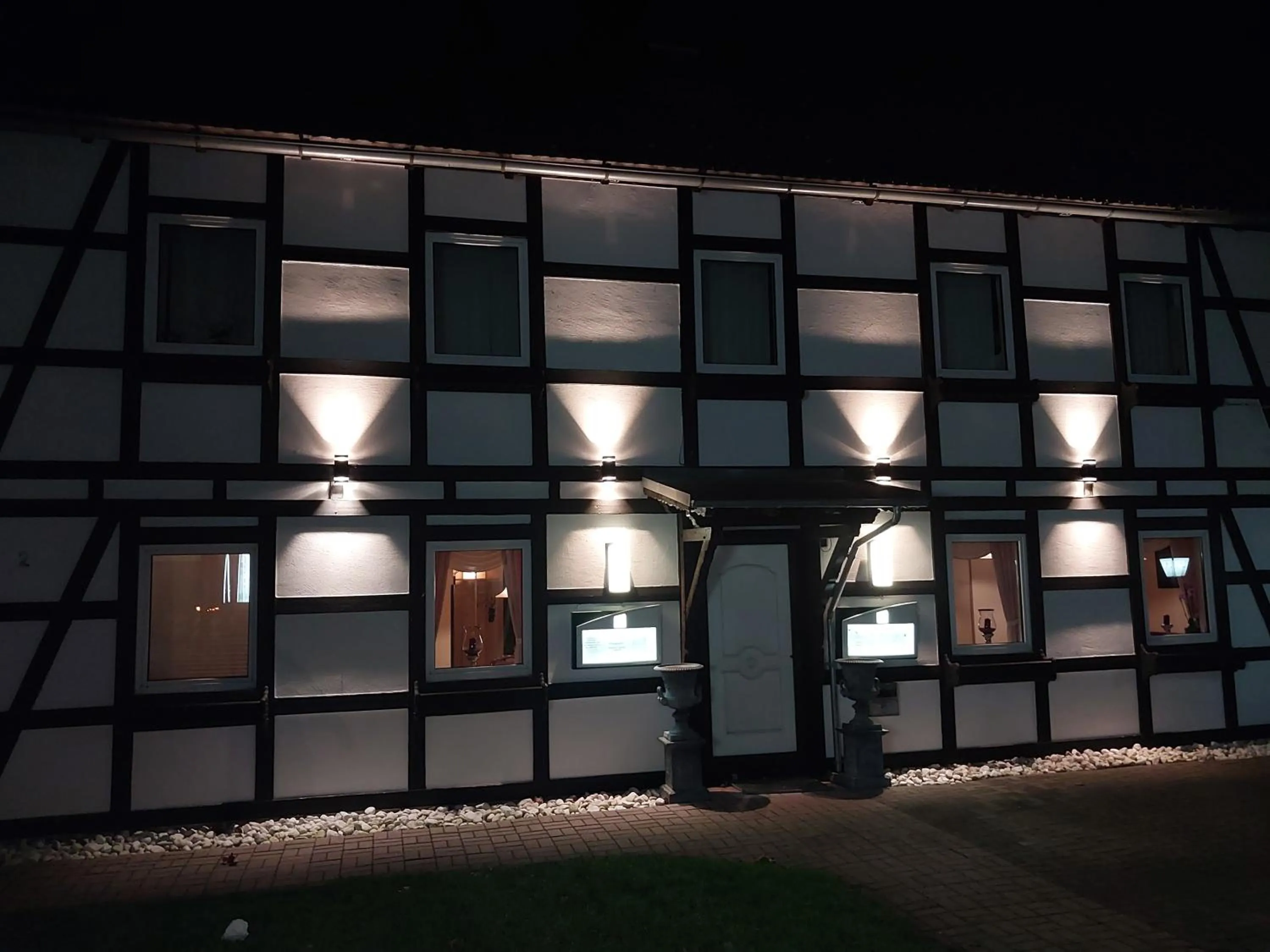 Property building in La Fontana