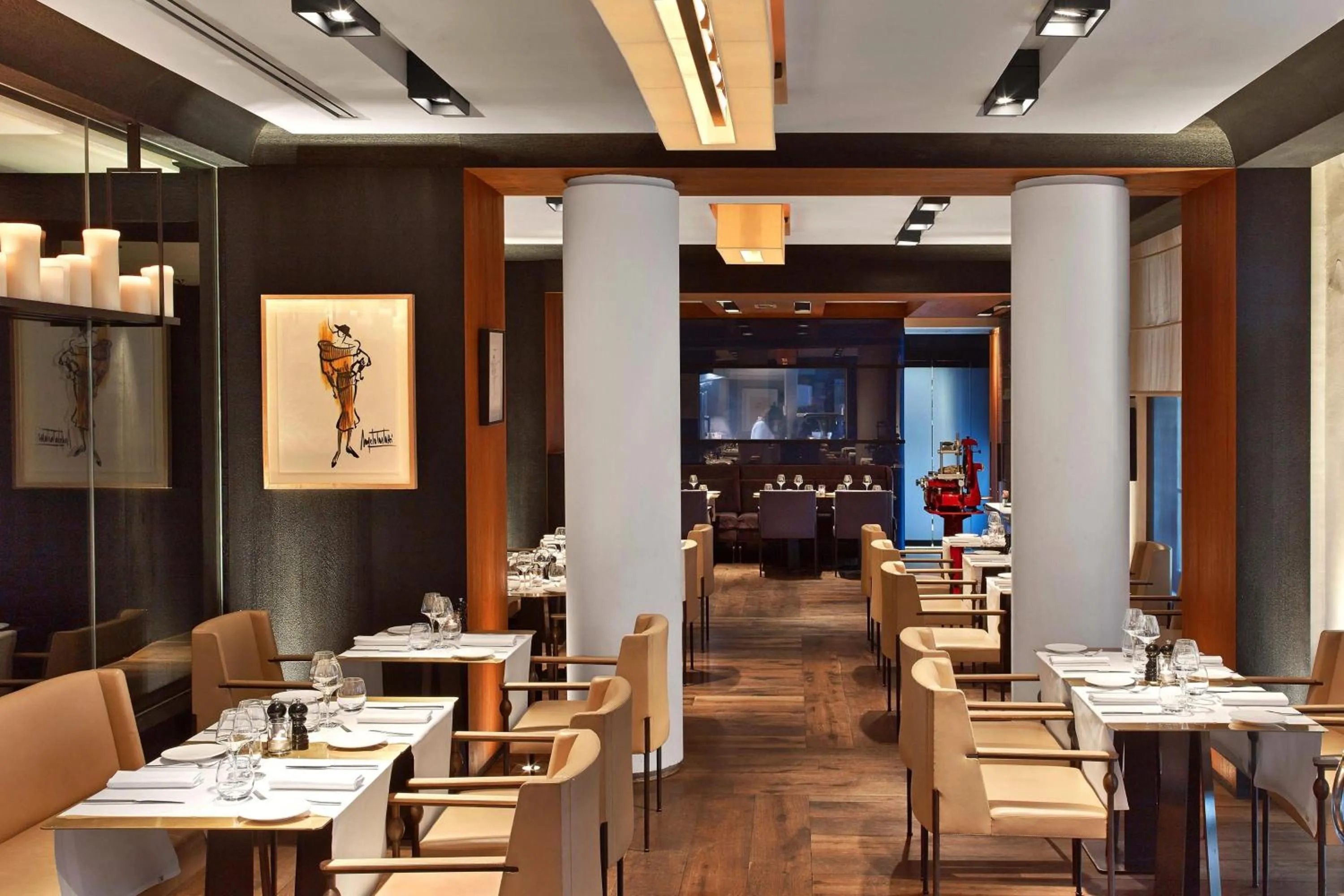 Restaurant/places to eat in Le Metropolitan, Paris Tour Eiffel, a Tribute Portfolio Hotel