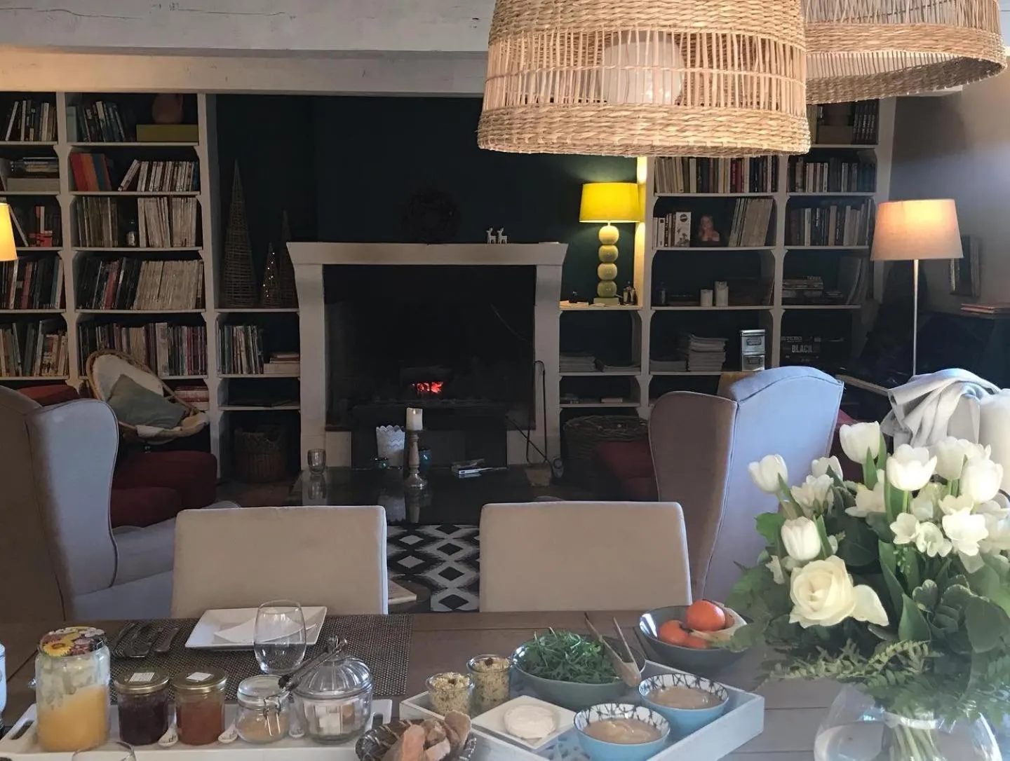 Restaurant/places to eat in Les Aiguières en Provence