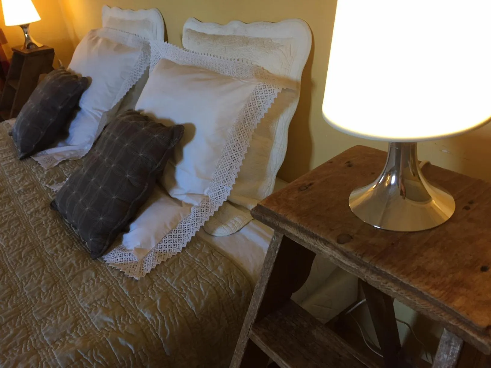 Bed in Les Aiguières en Provence