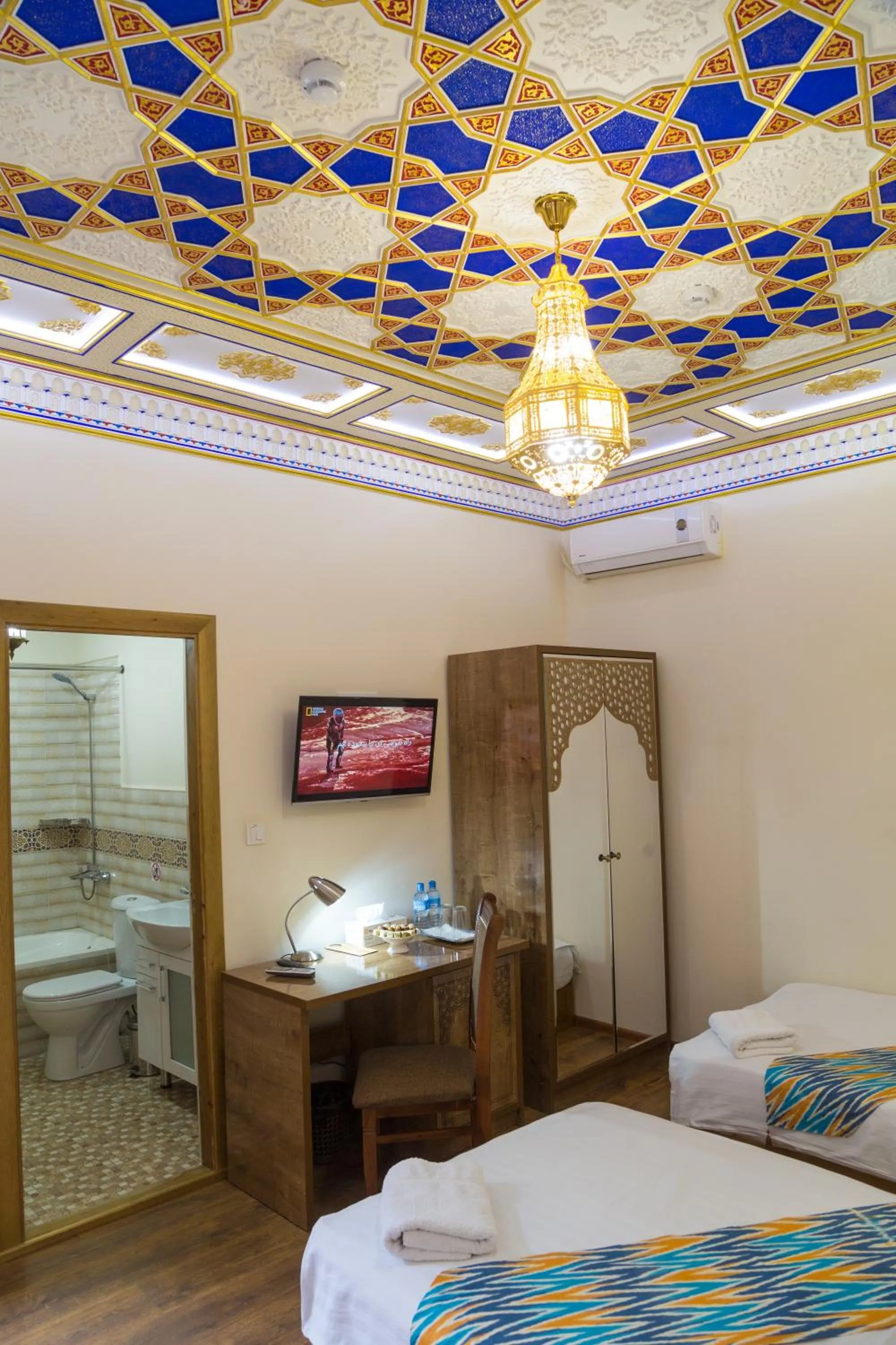 Bed in Boutique Safiya