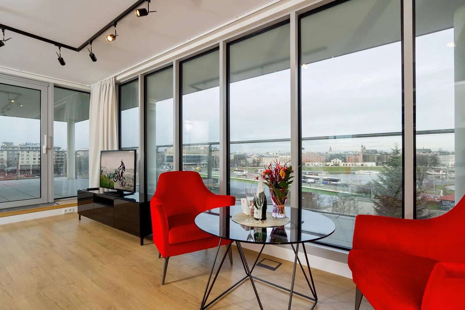 Photo of the whole room in Riverside Aparthotel Cracow