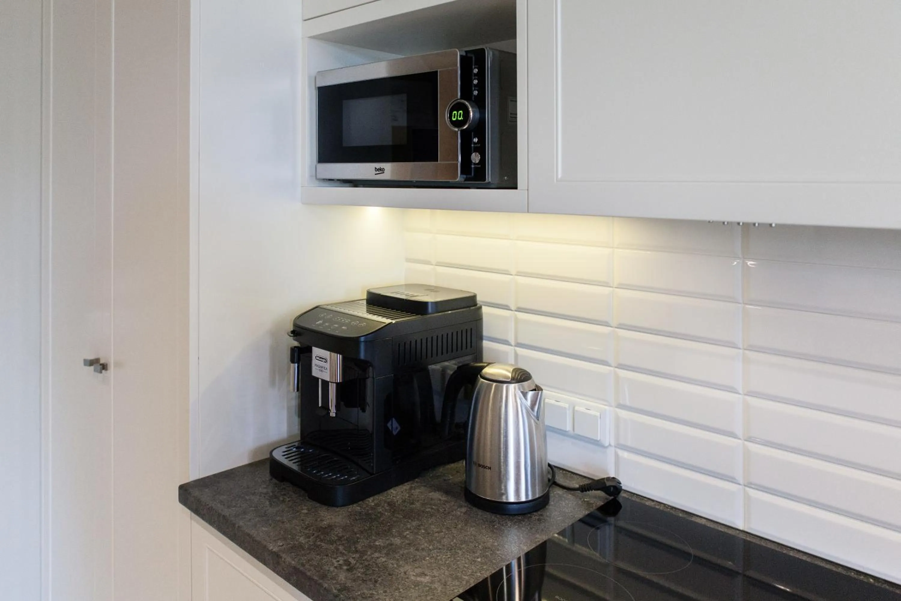 Coffee/tea facilities in Riverside Aparthotel Cracow