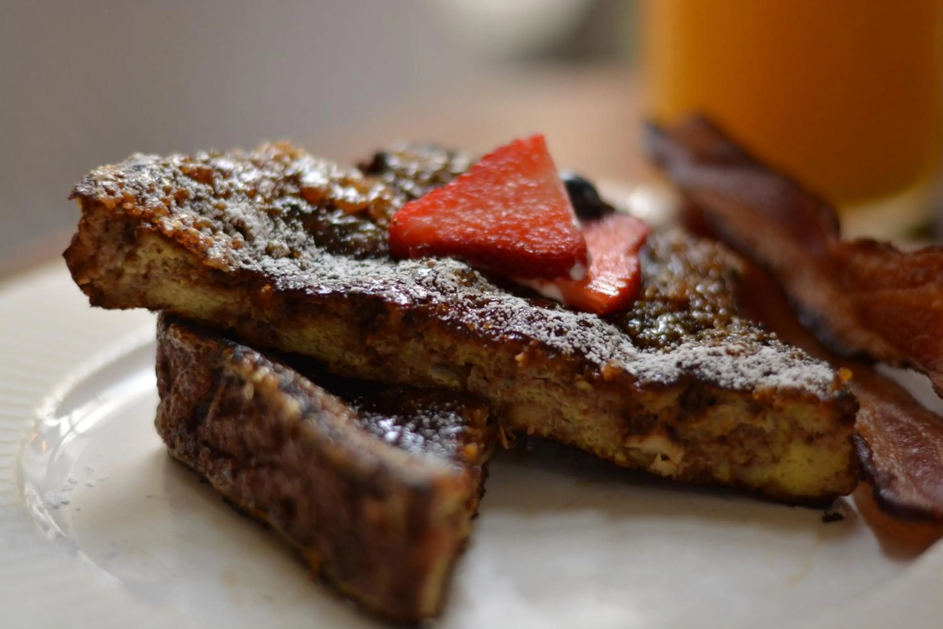 American breakfast in Rockhouse Suites