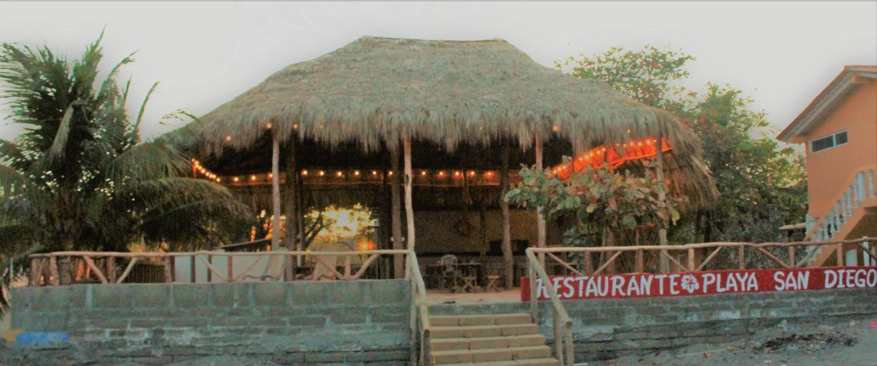 Restaurant/places to eat in Casa Playa San Diego
