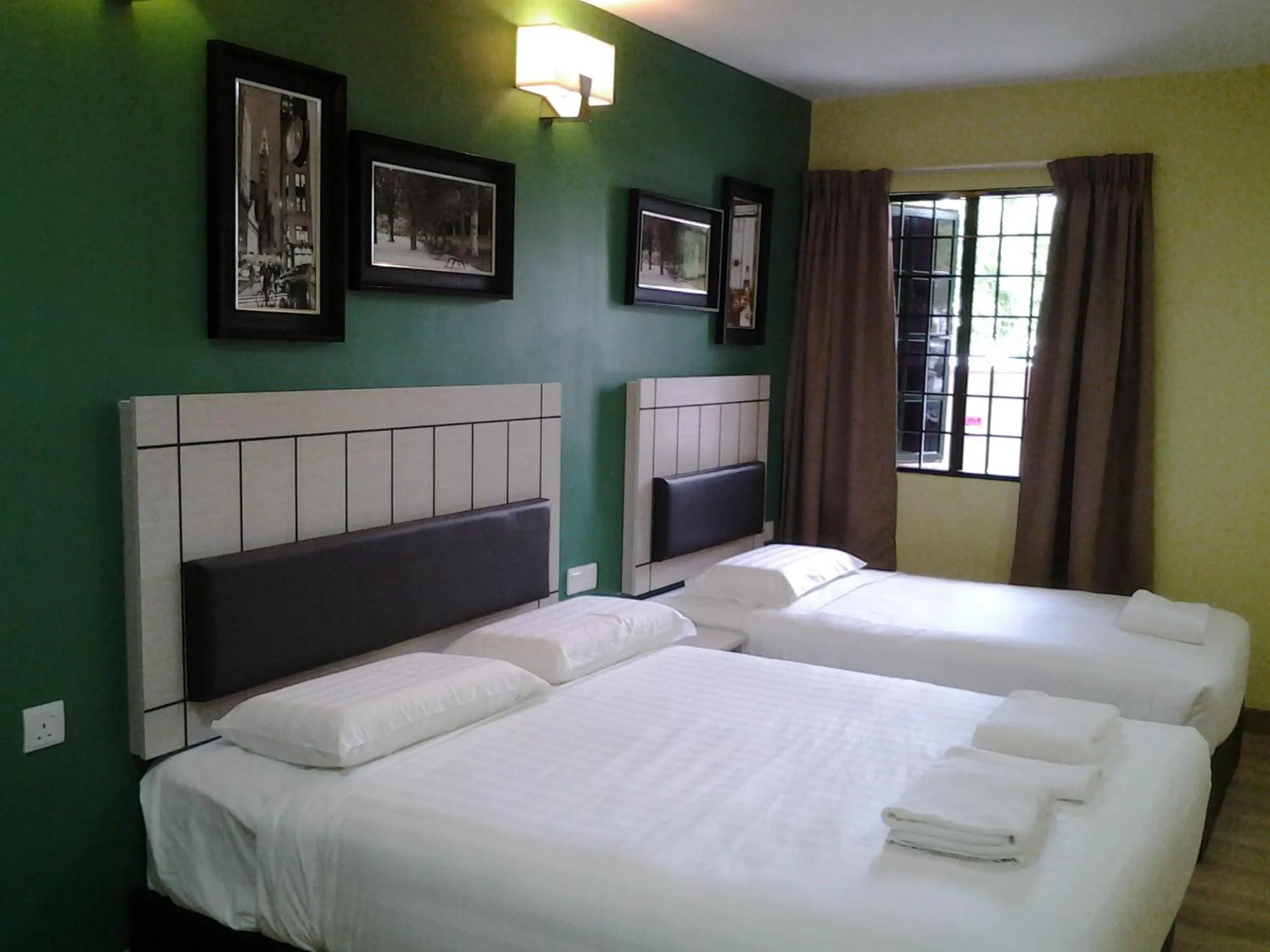 Photo of the whole room, Bed in Suria Seremban Hotel