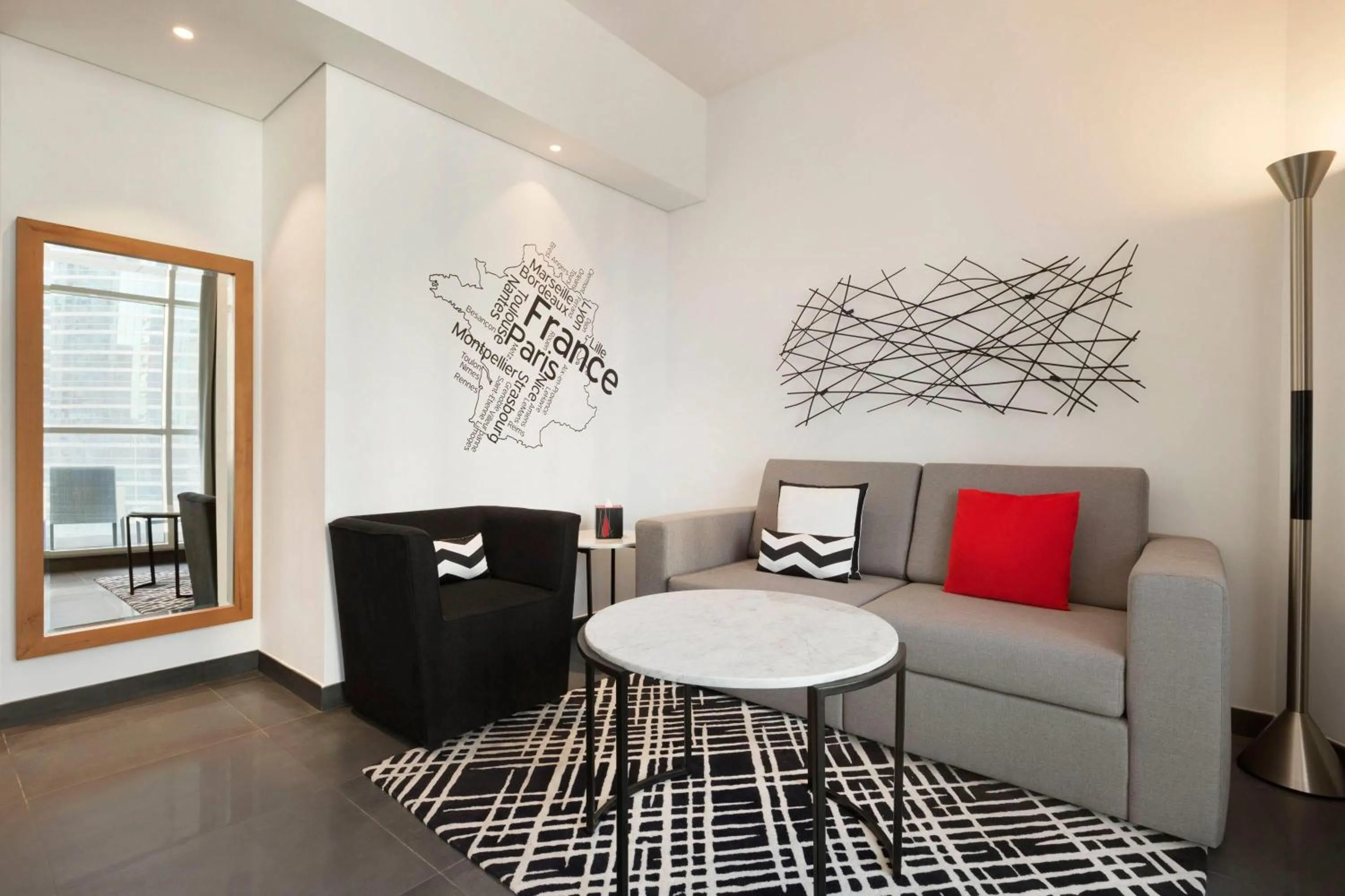 Photo of the whole room in TRYP by Wyndham Dubai