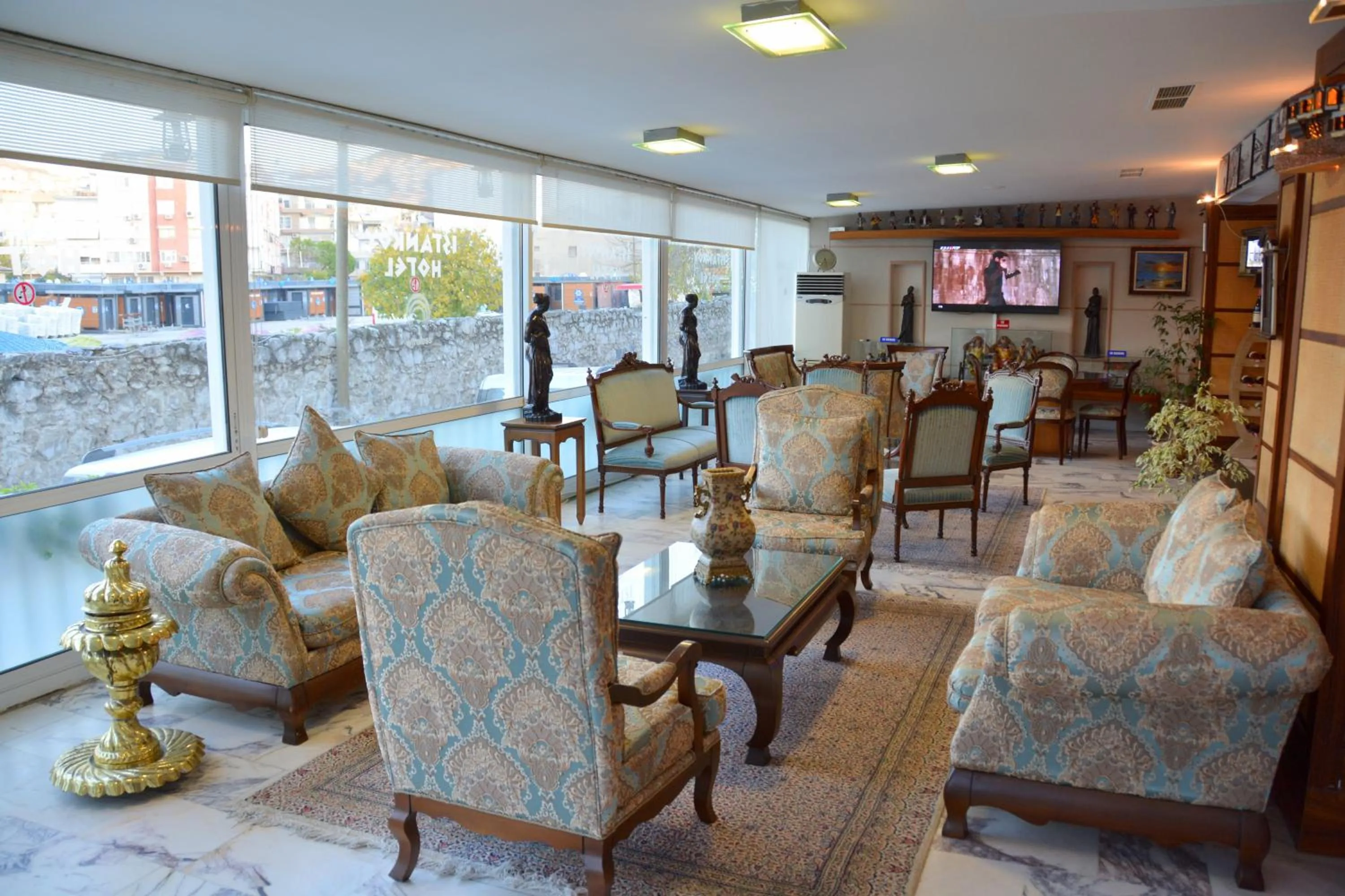 Lobby or reception in Istankoy Hotel