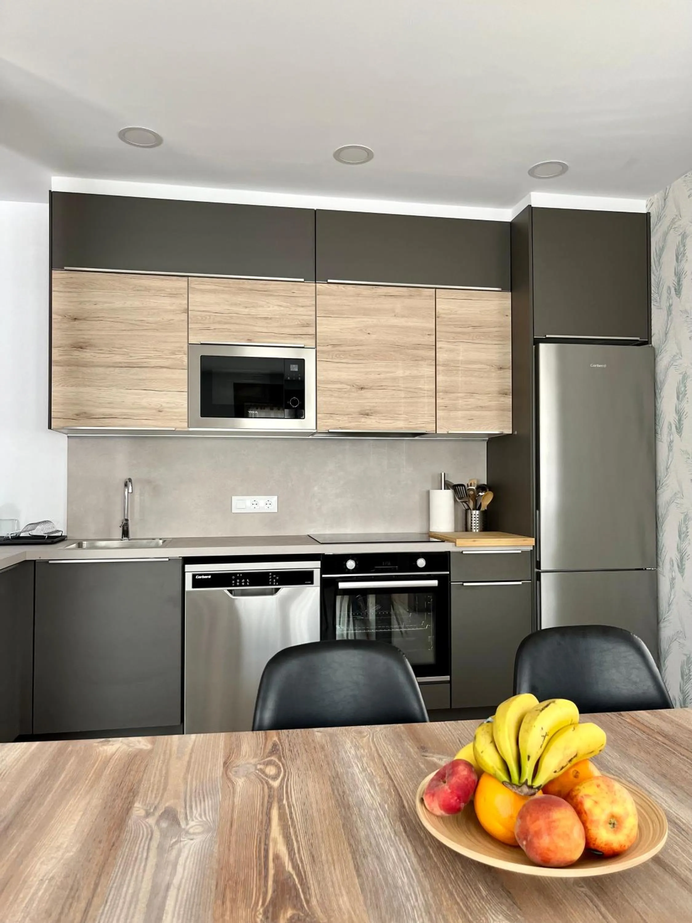 Kitchen or kitchenette in Apartamentos Valbuena